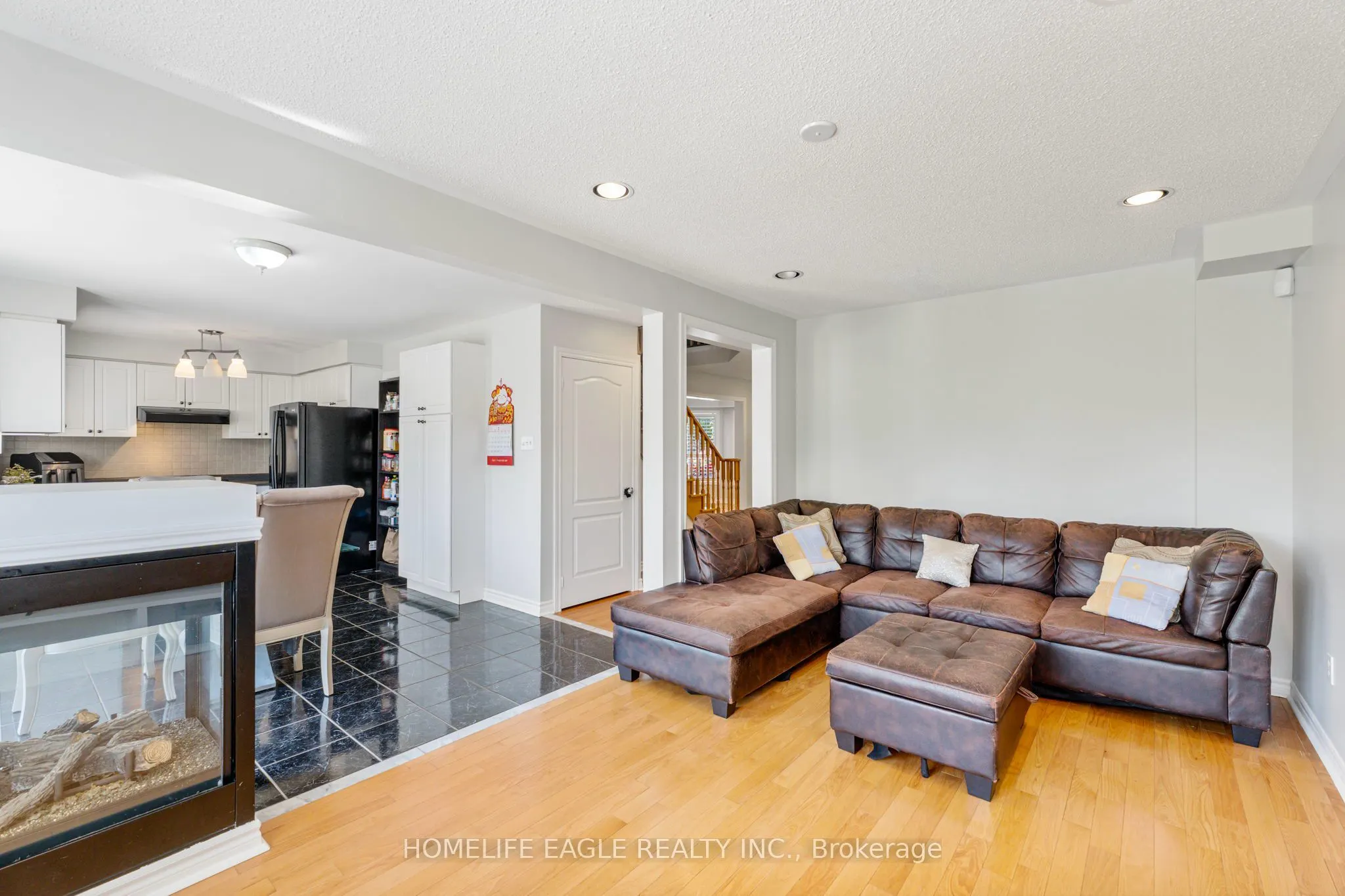 63 Raintree Crescent