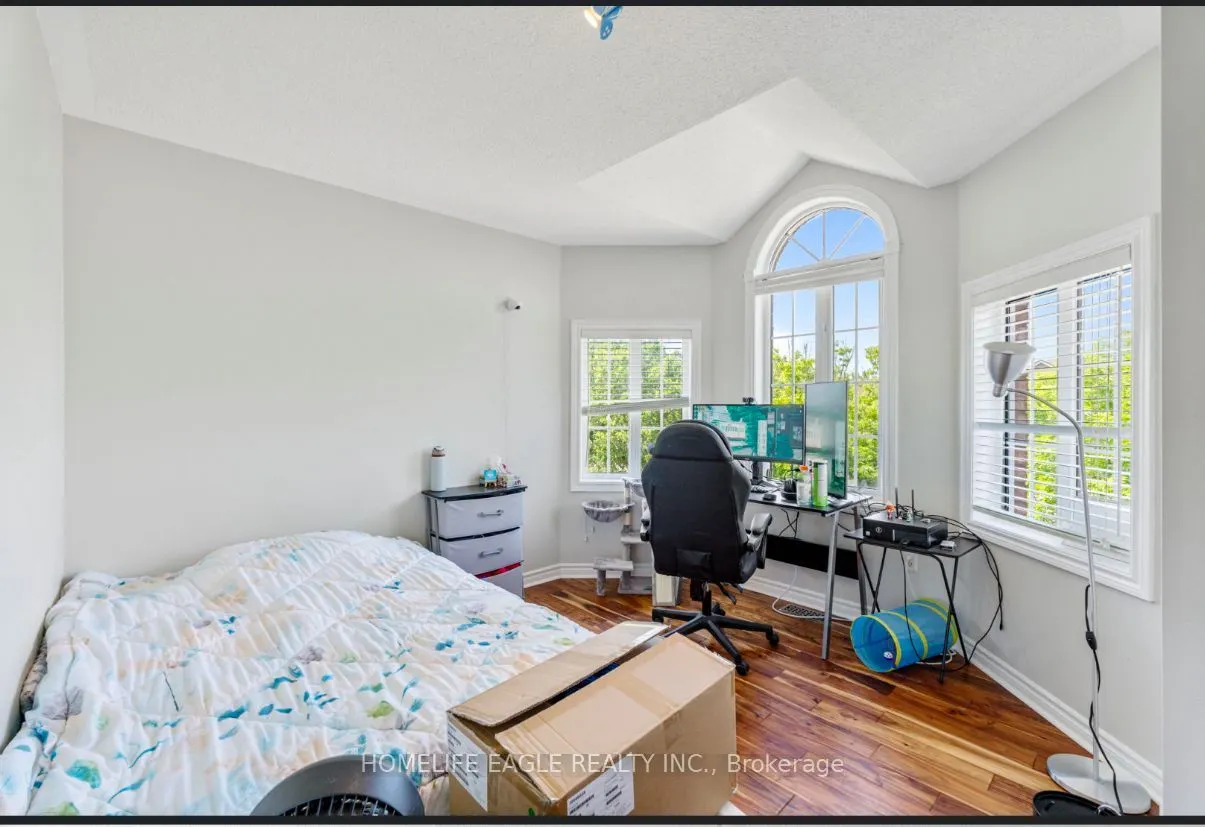 63 Raintree Crescent