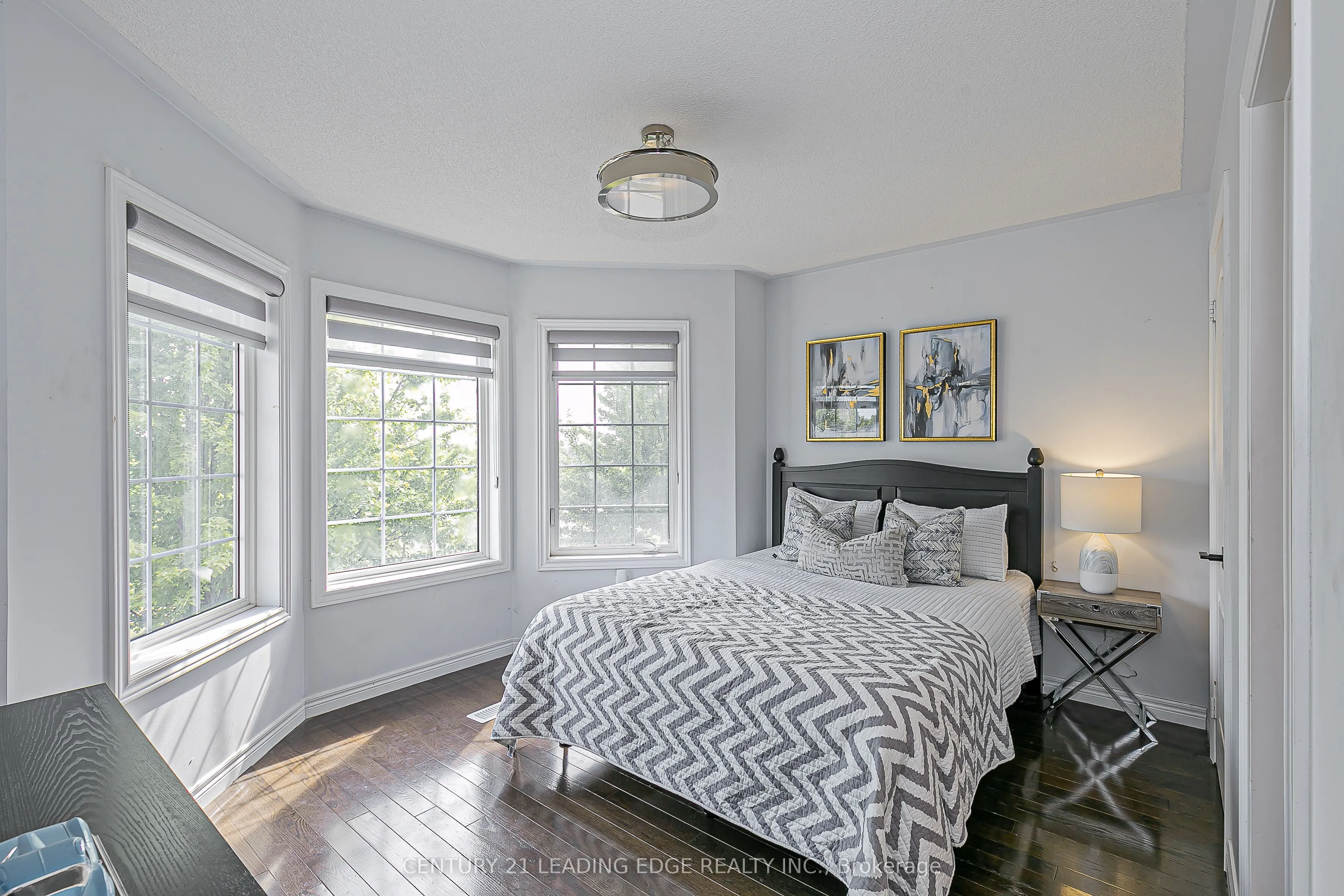 30 Sunnyridge Avenue