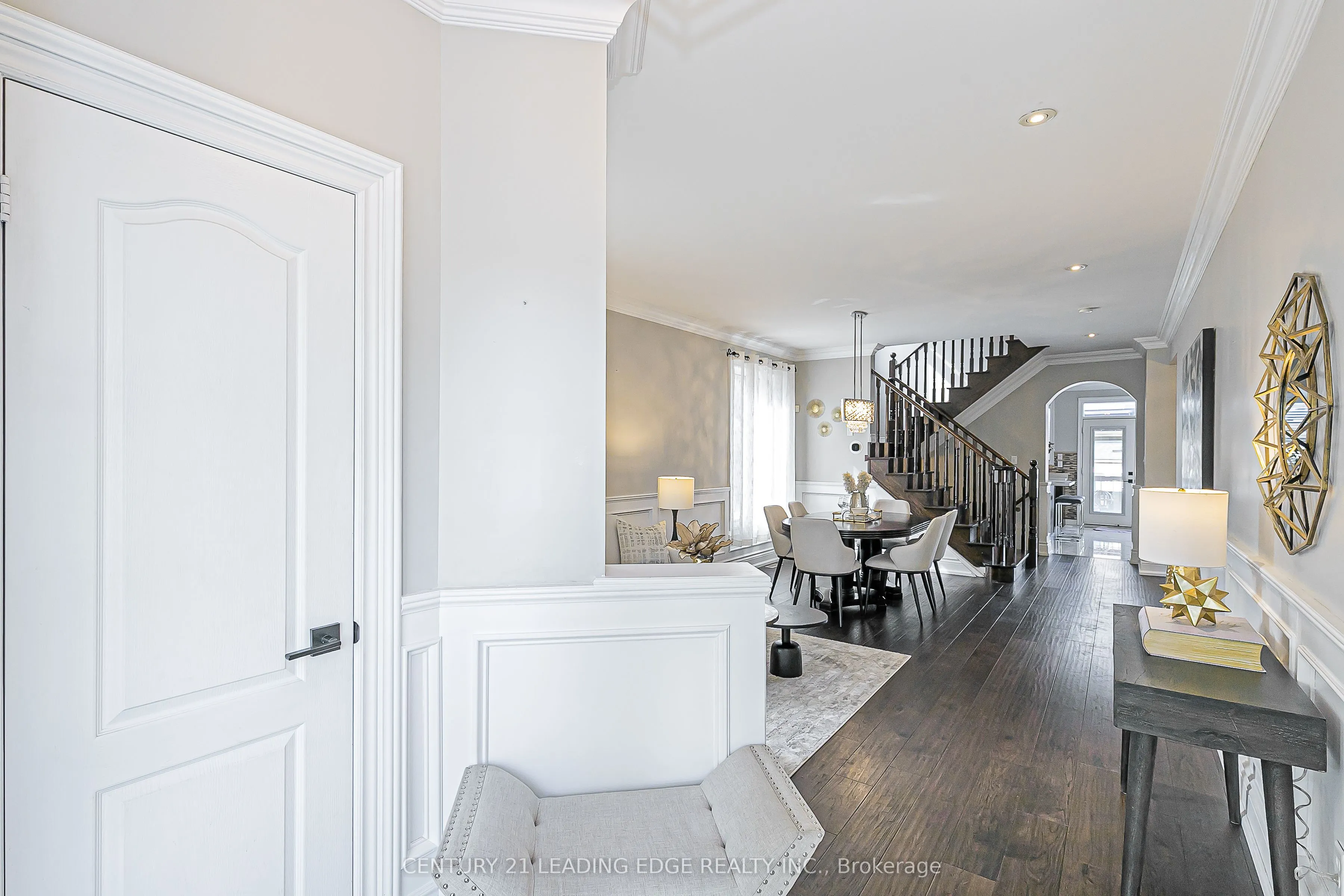 30 Sunnyridge Avenue