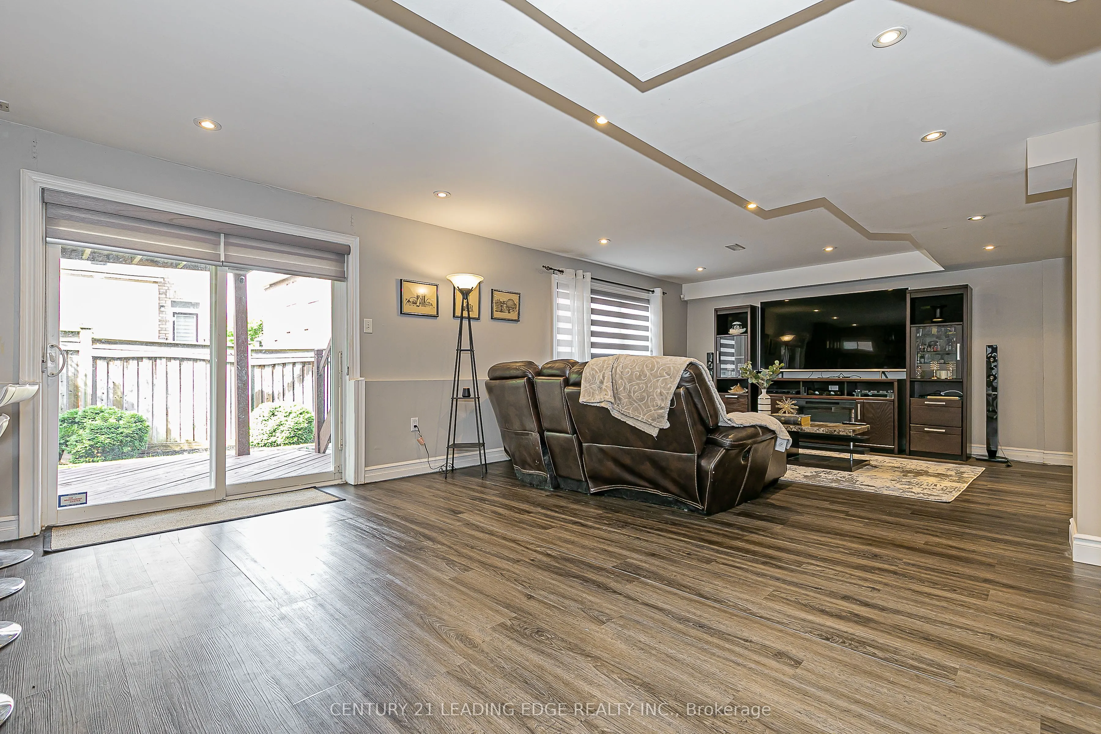 30 Sunnyridge Avenue