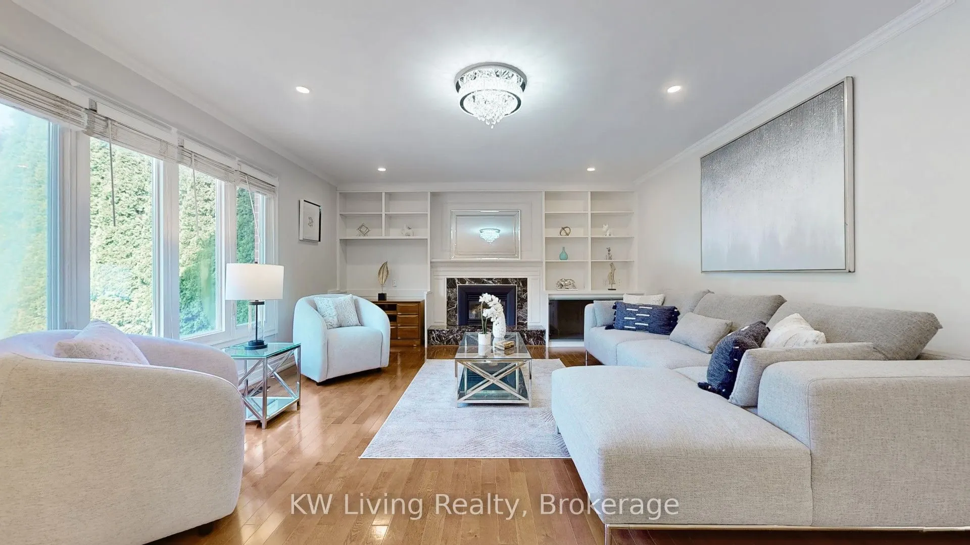 4 Hillhurst Drive