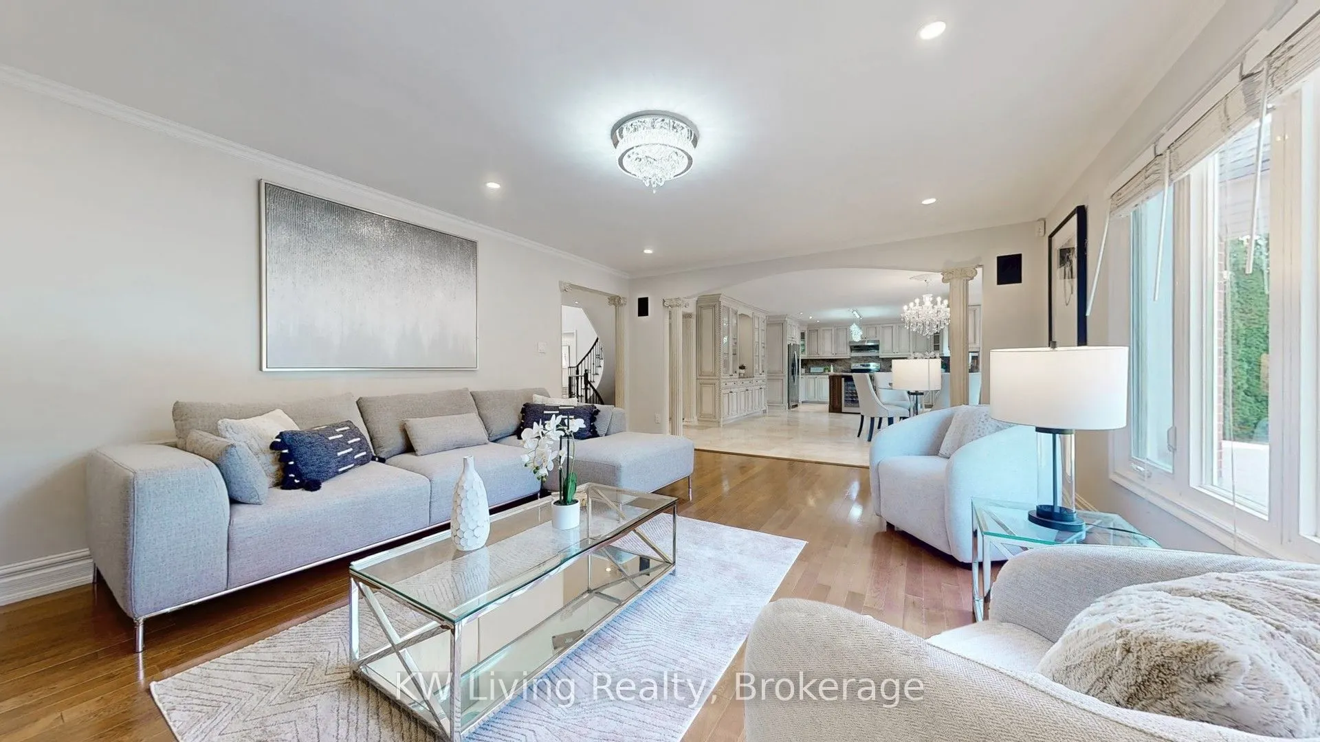 4 Hillhurst Drive