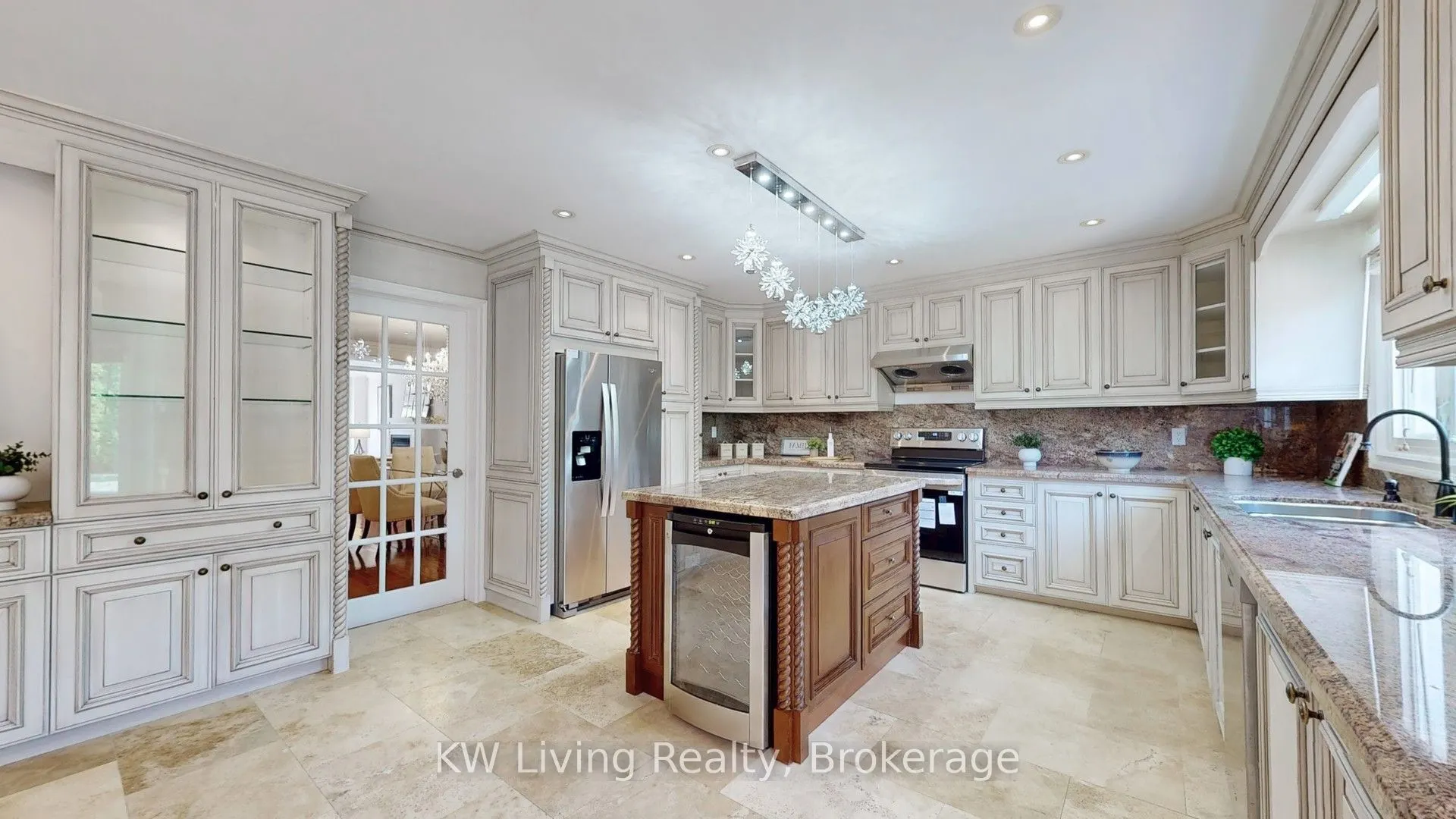 4 Hillhurst Drive