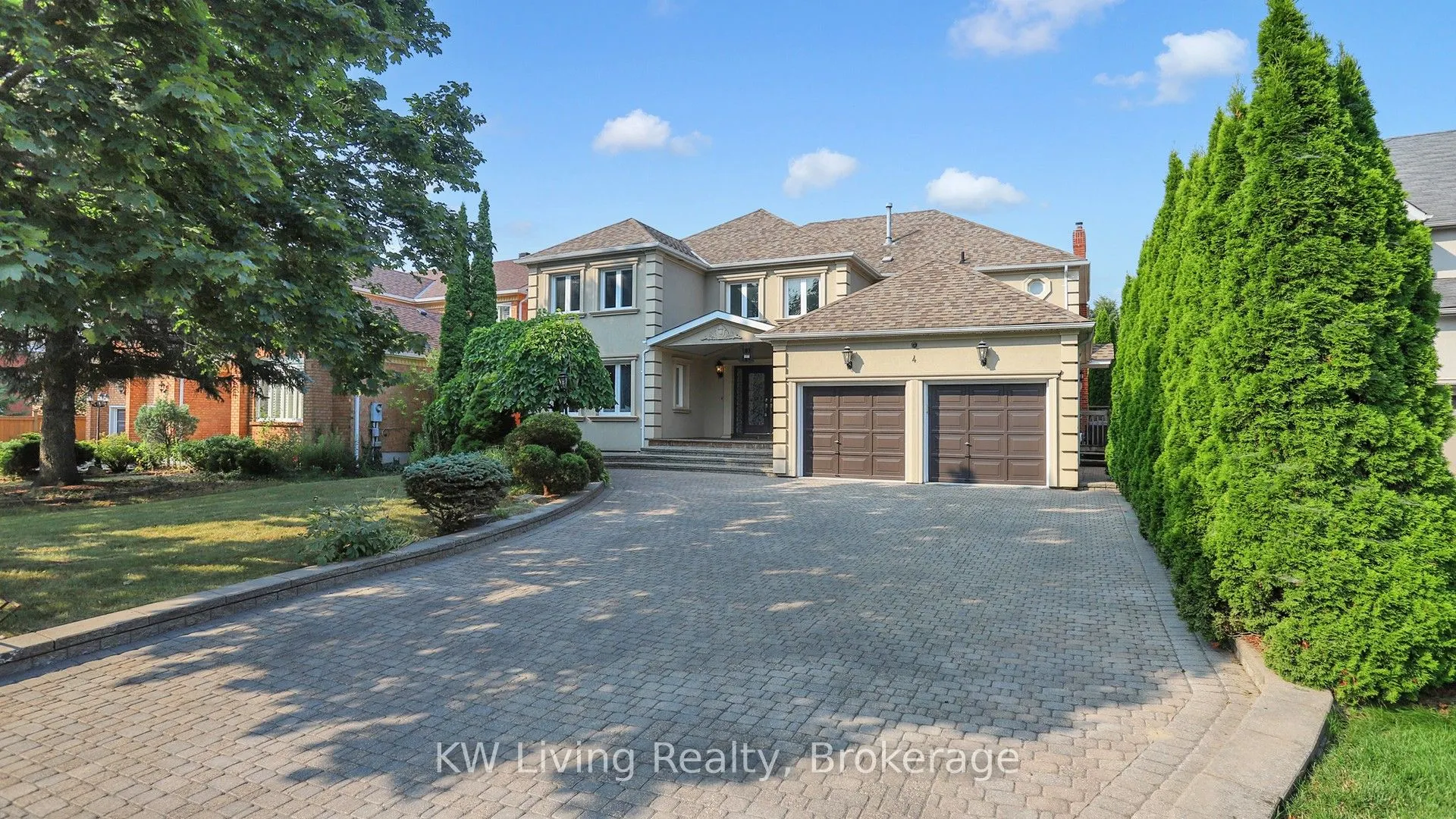 4 Hillhurst Drive