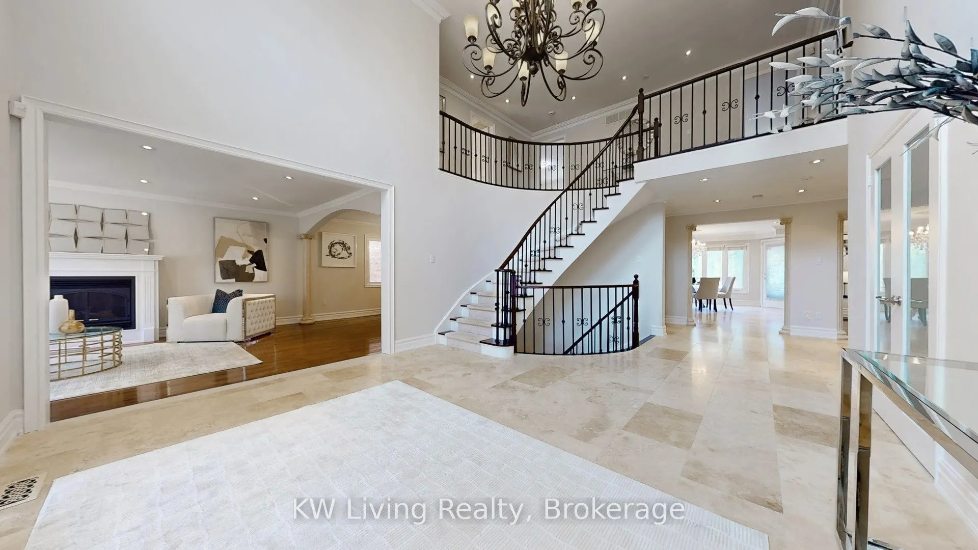 4 Hillhurst Drive