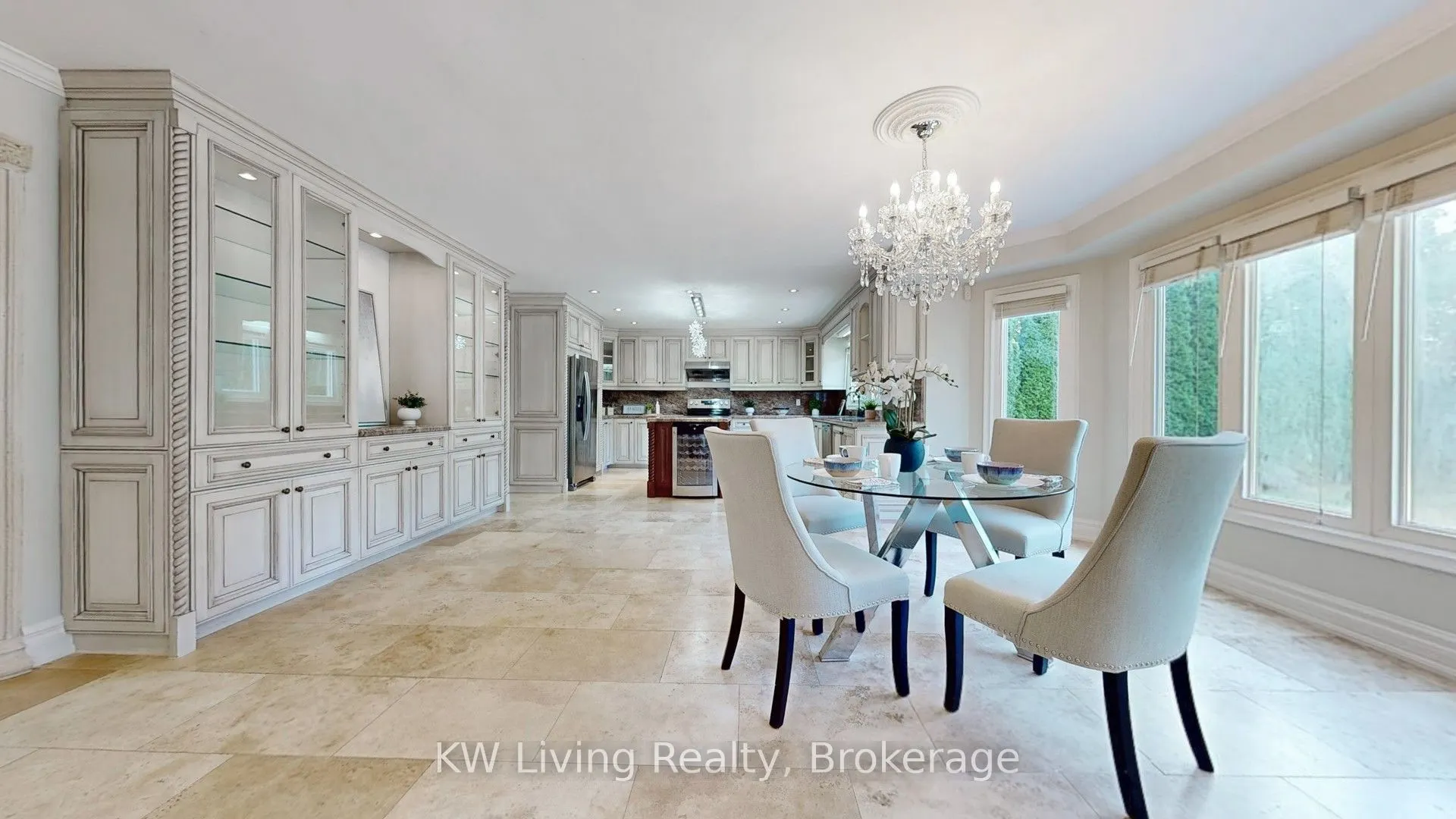 4 Hillhurst Drive