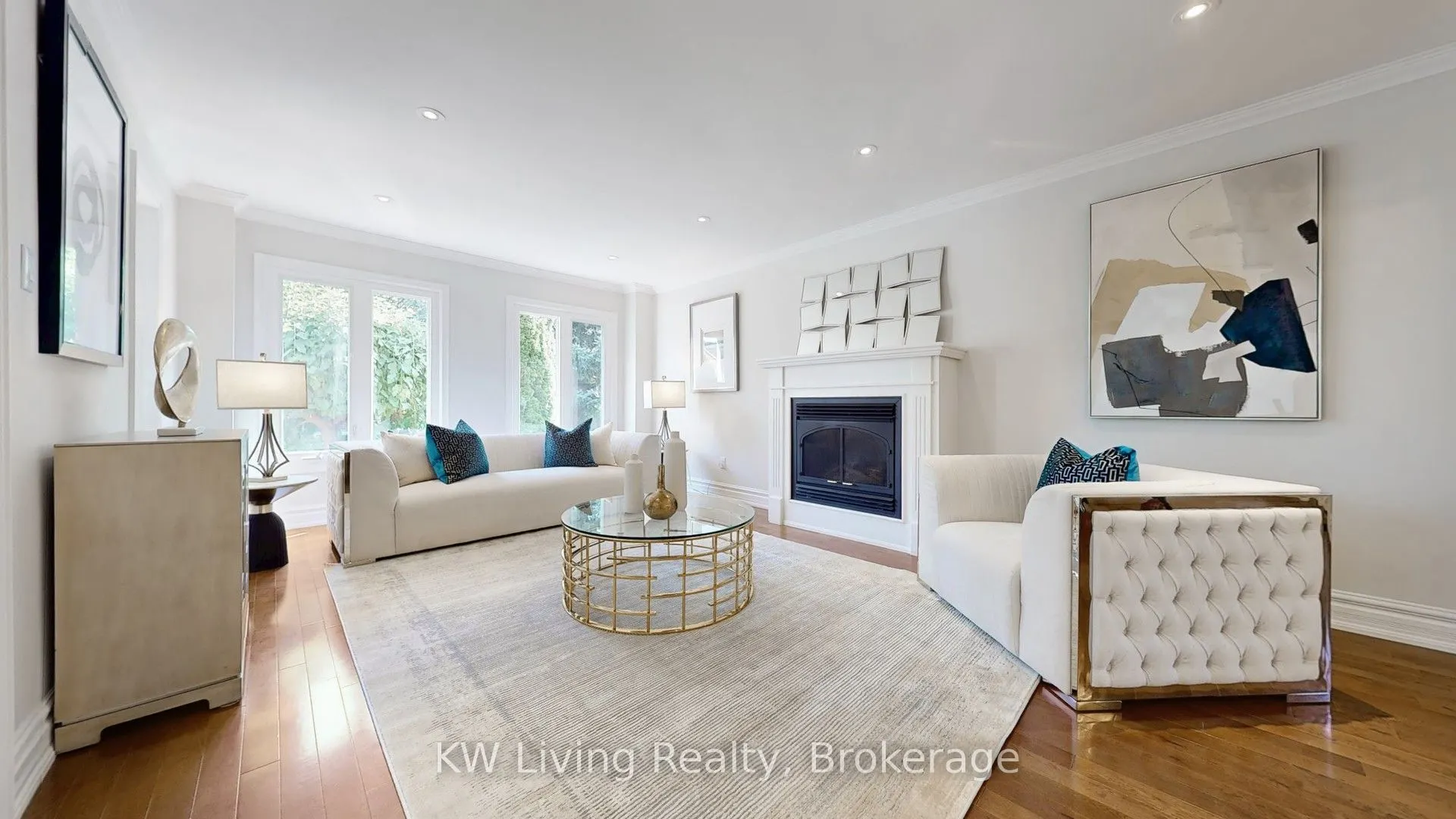 4 Hillhurst Drive