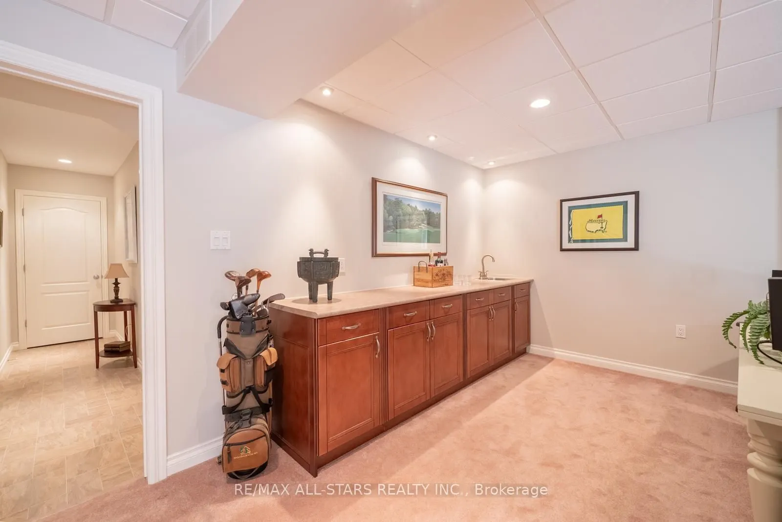 79 Gardiner Drive