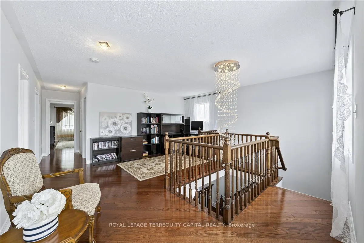 77 Worthington Avenue