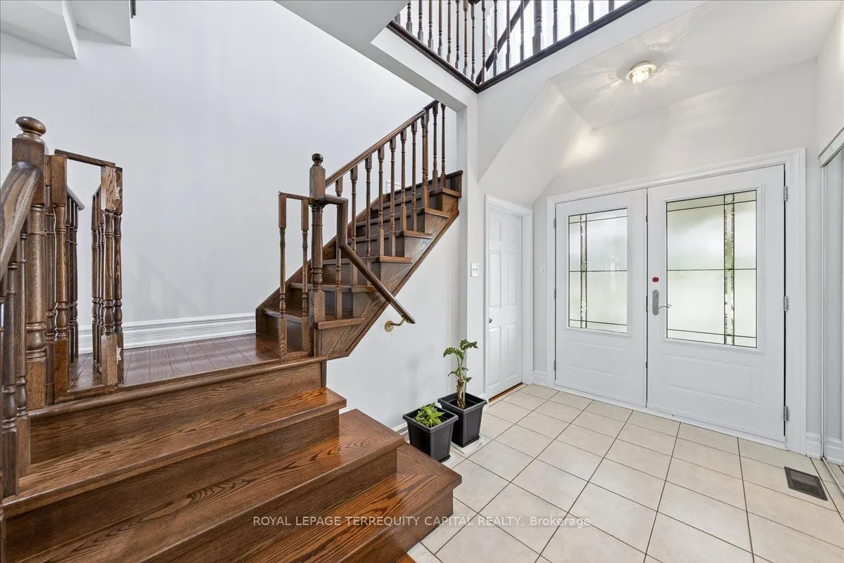 77 Worthington Avenue