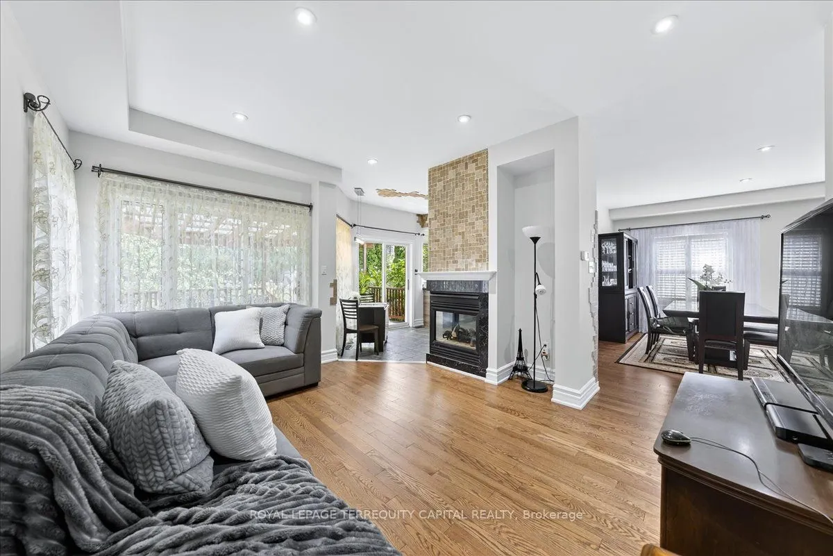 77 Worthington Avenue