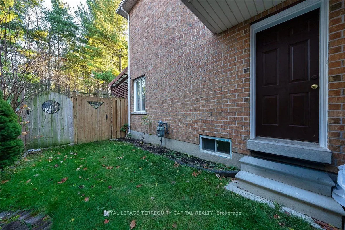 77 Worthington Avenue