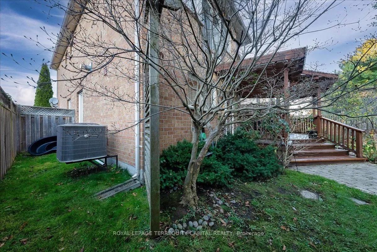 77 Worthington Avenue
