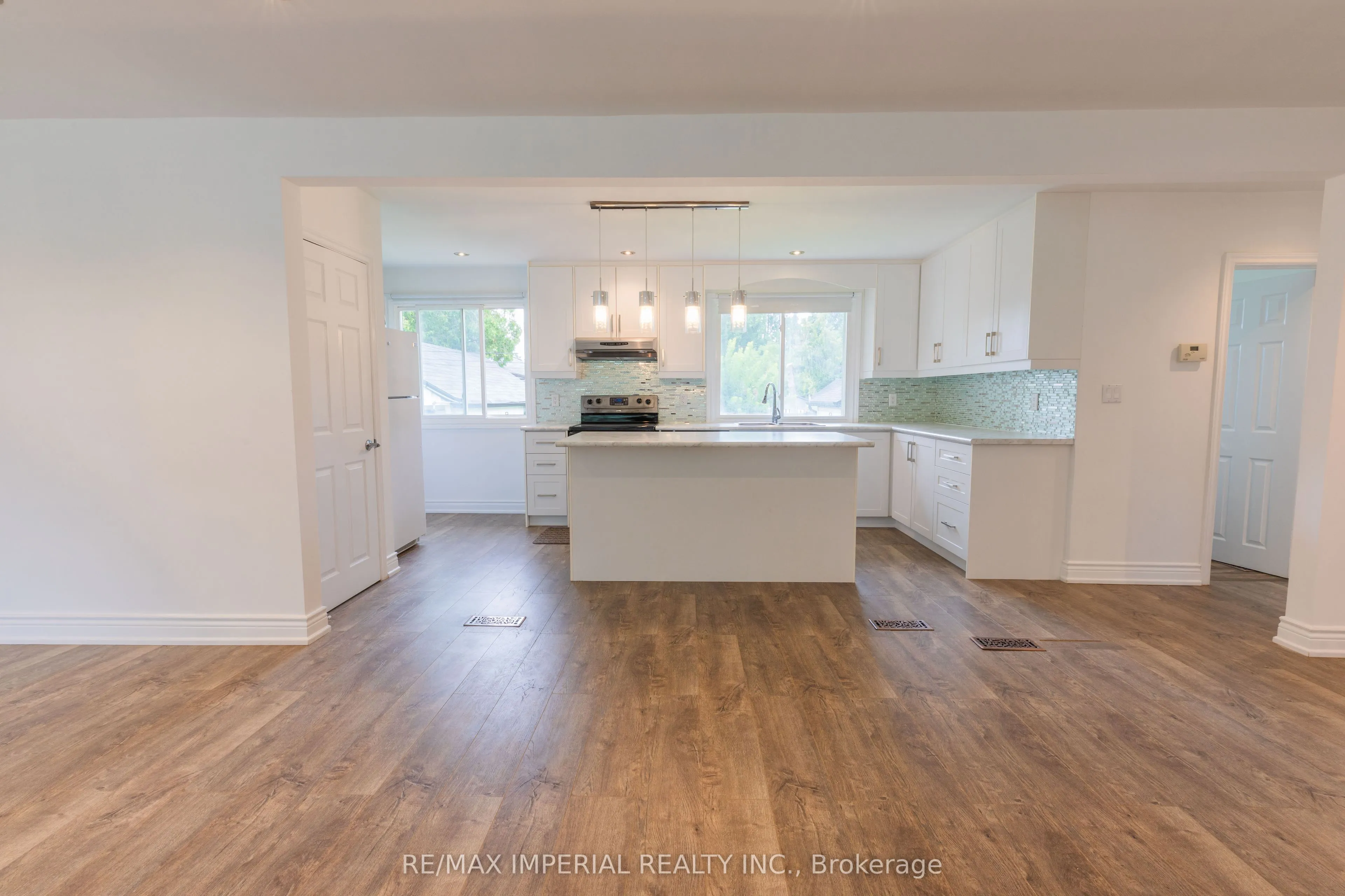 388 Becker Road, #Main