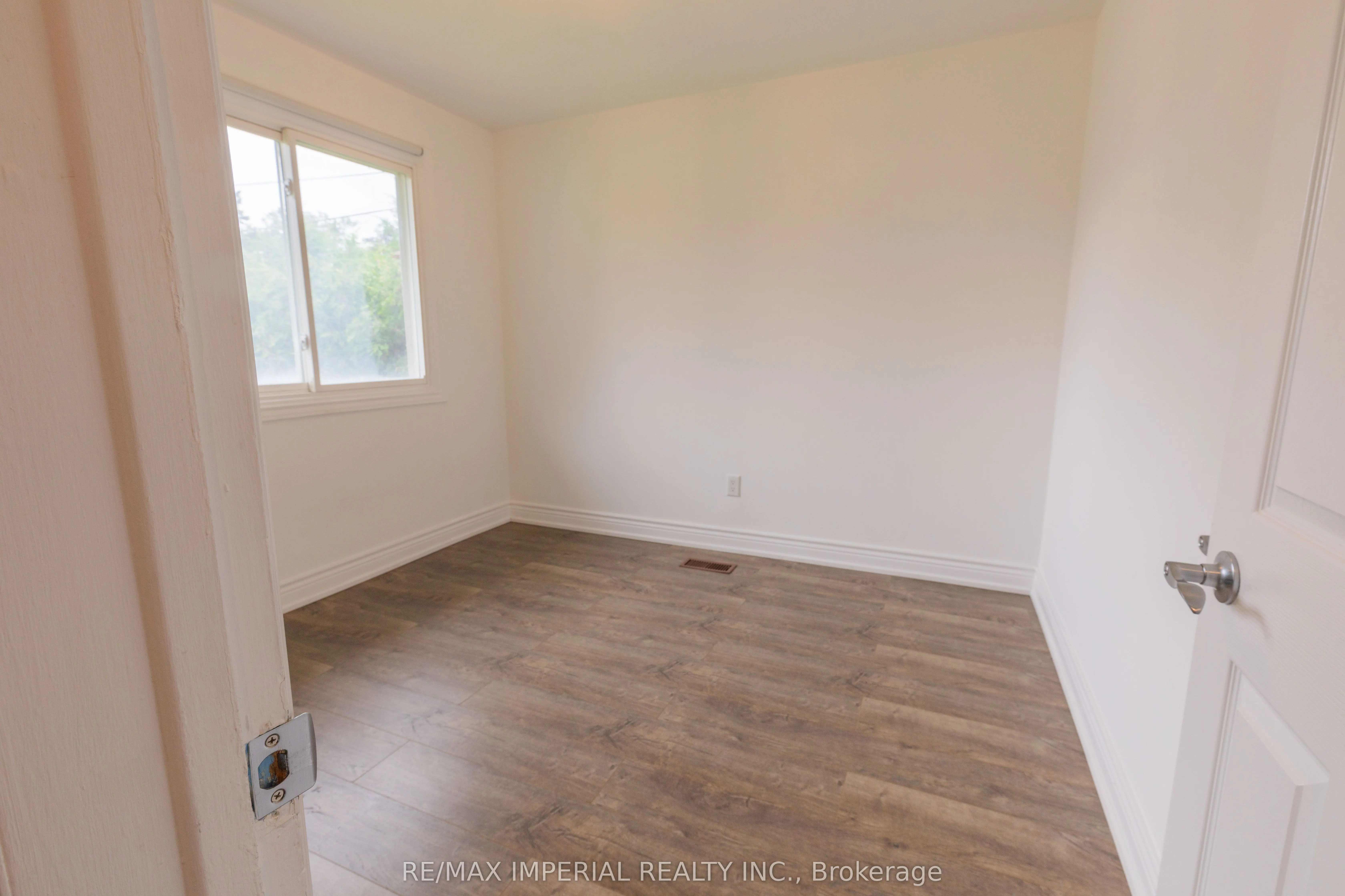 388 Becker Road, #Main