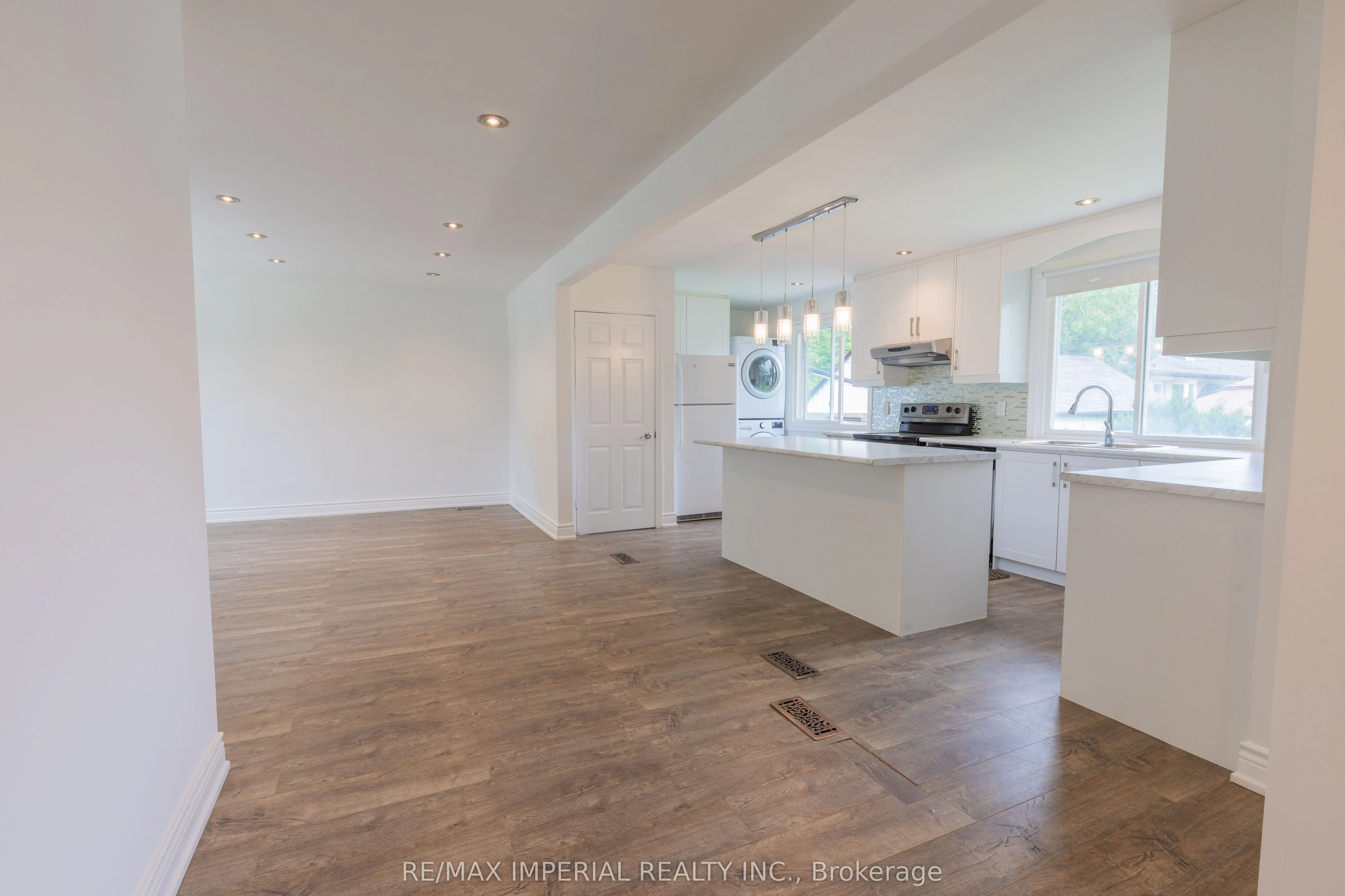 388 Becker Road, #Main