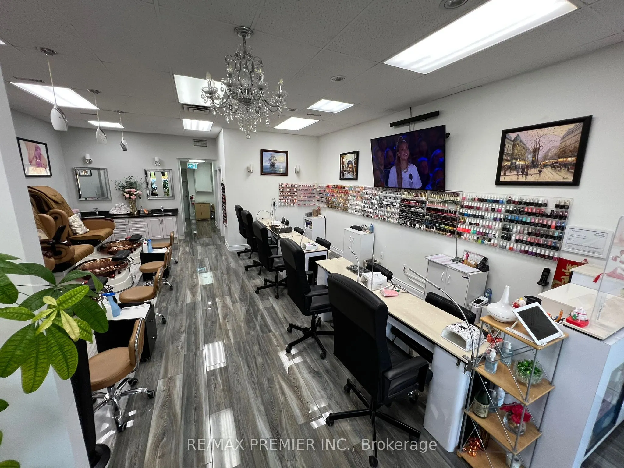 9300 Keele Street, #9
