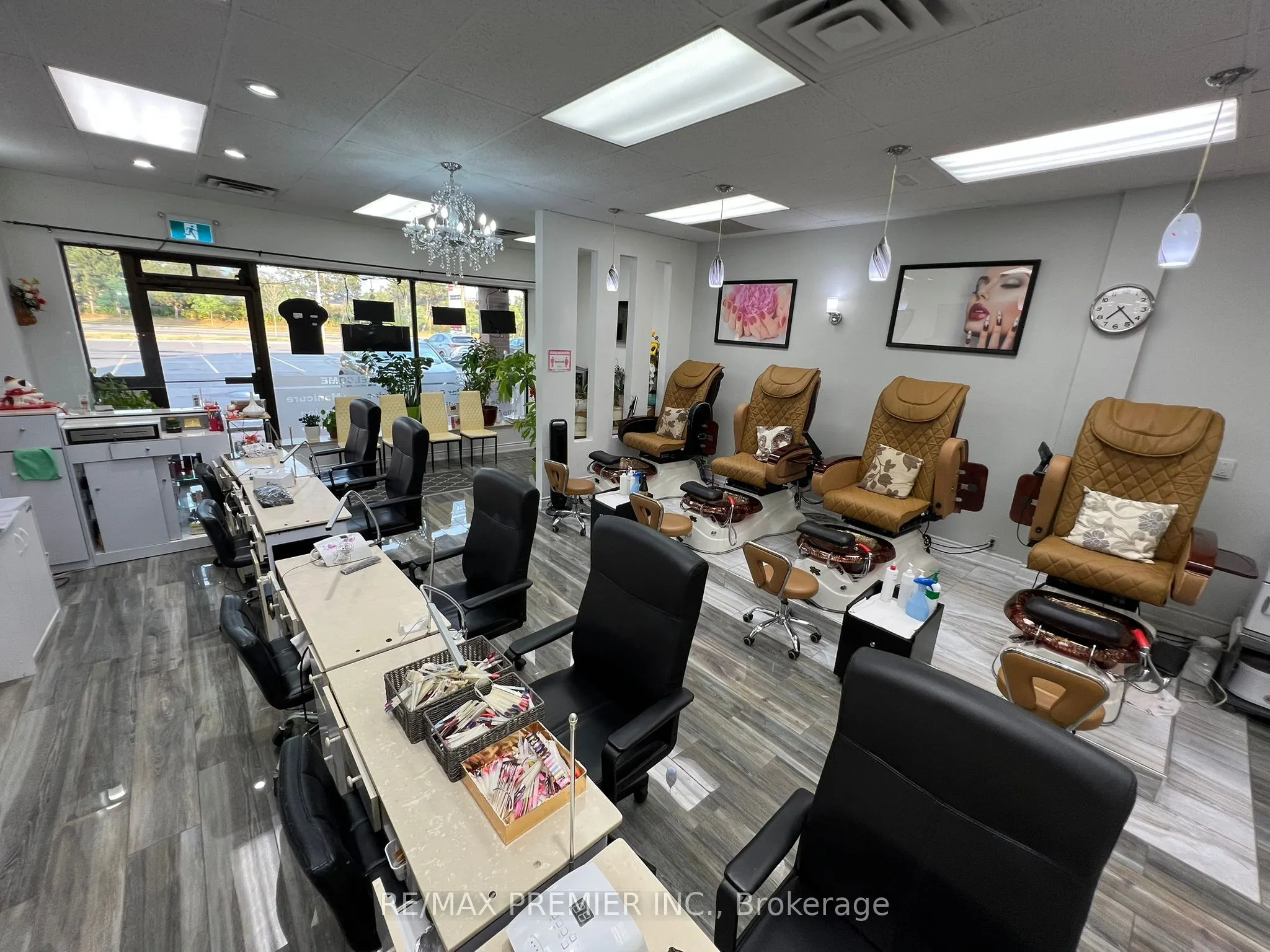 9300 Keele Street, #9