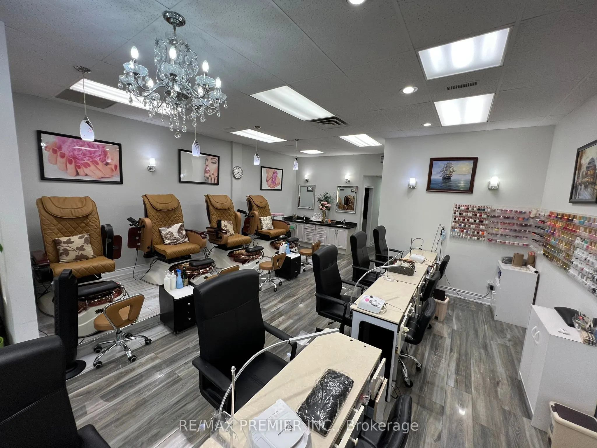 9300 Keele Street, #9