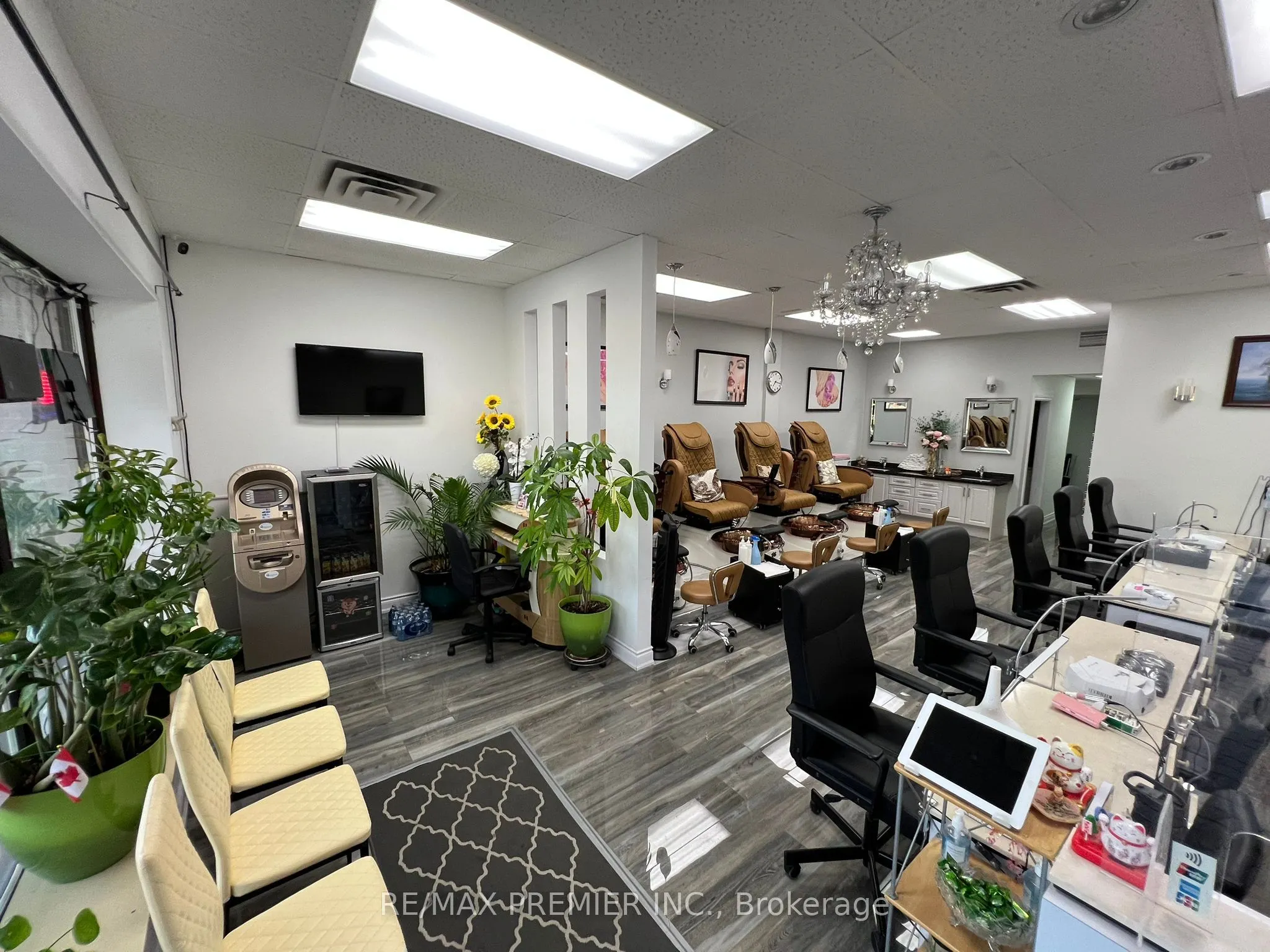 9300 Keele Street, #9