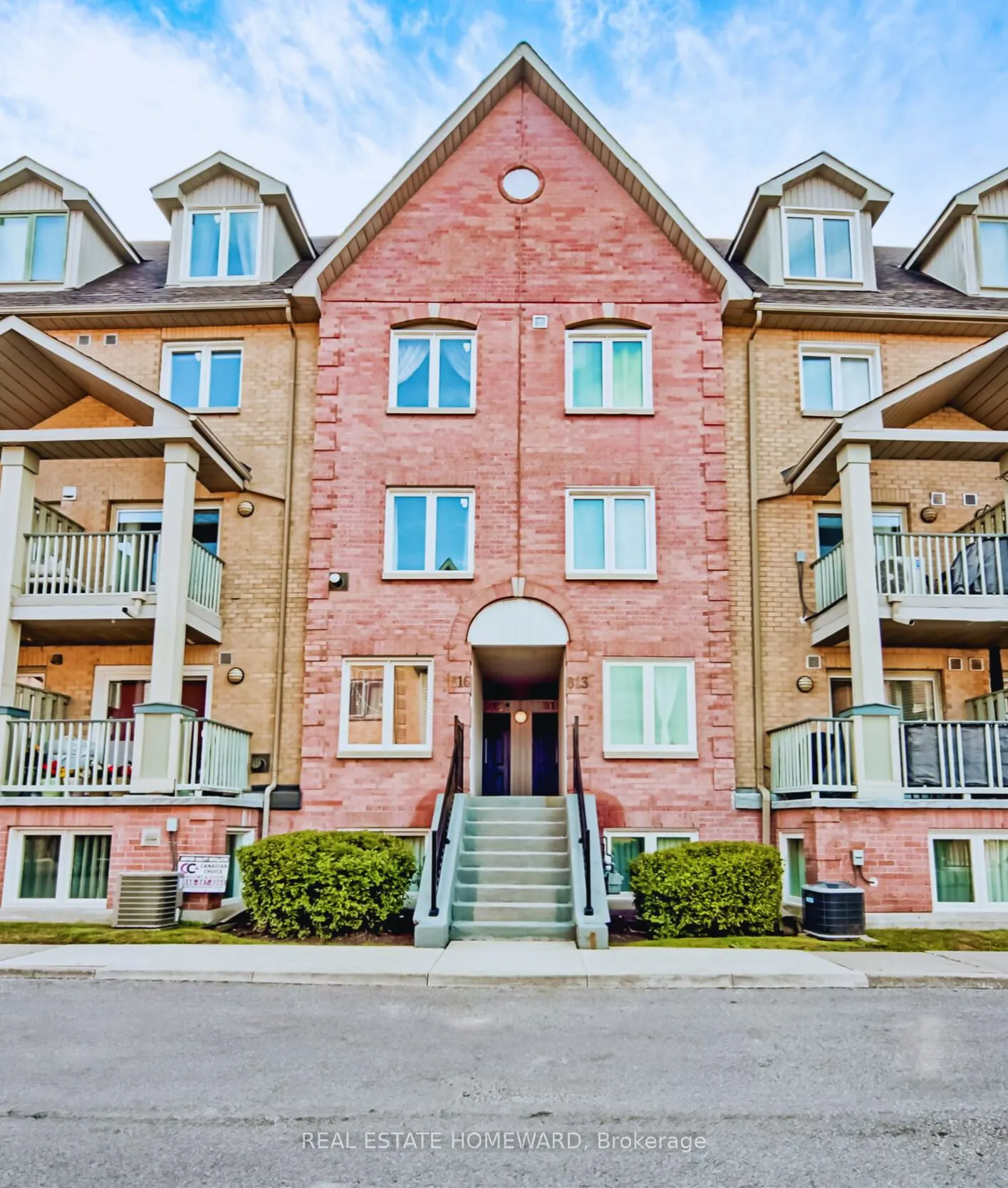 75 Weldrick Road E, #815