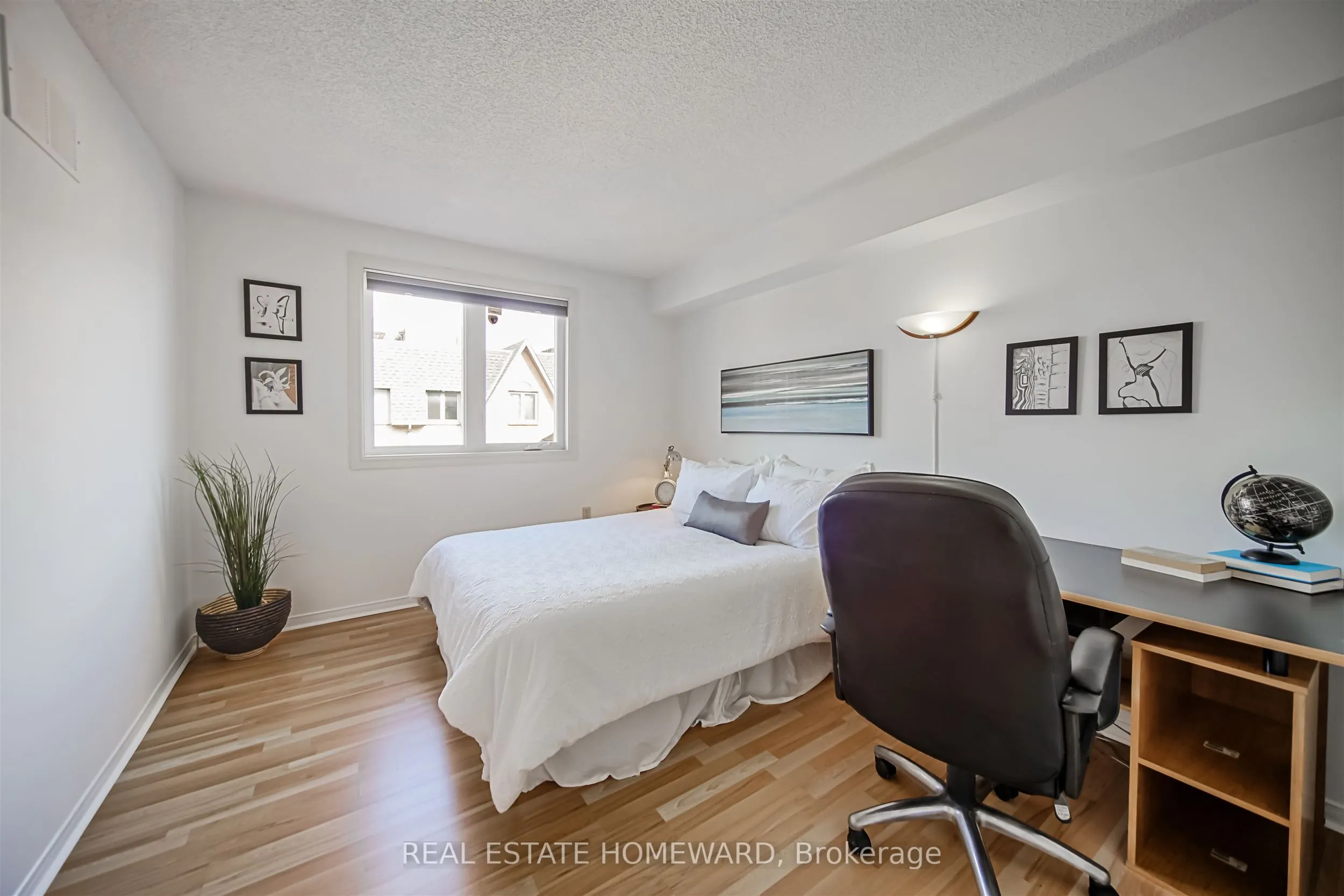 75 Weldrick Road E, #815
