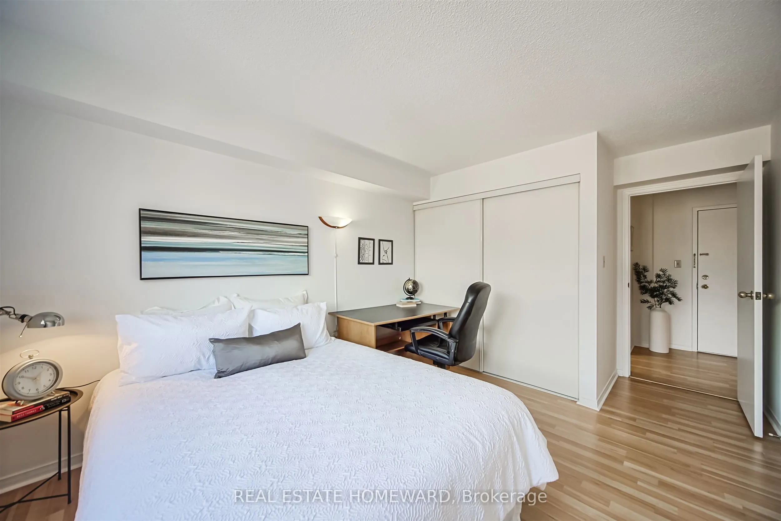 75 Weldrick Road E, #815