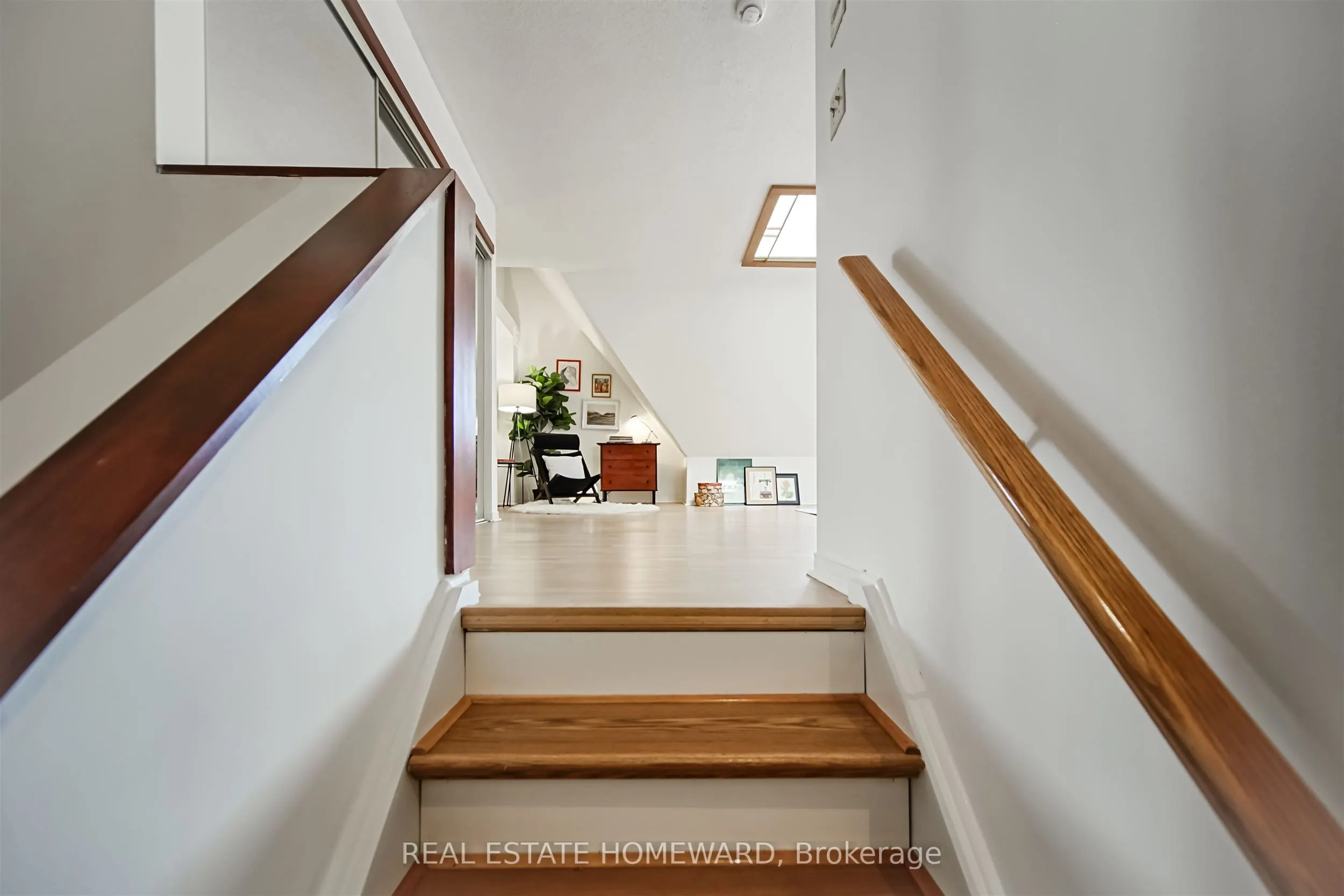 75 Weldrick Road E, #815