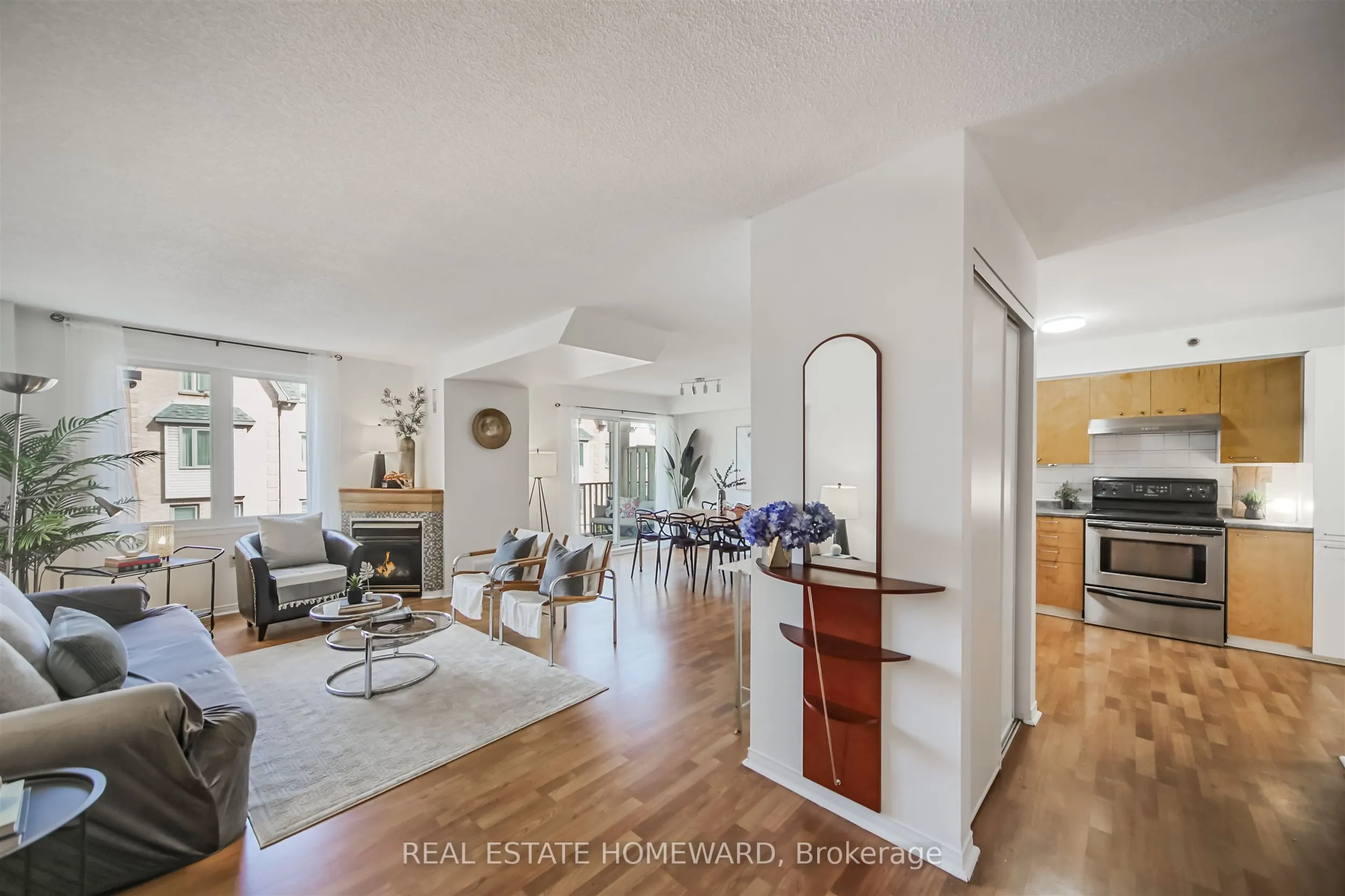 75 Weldrick Road E, #815