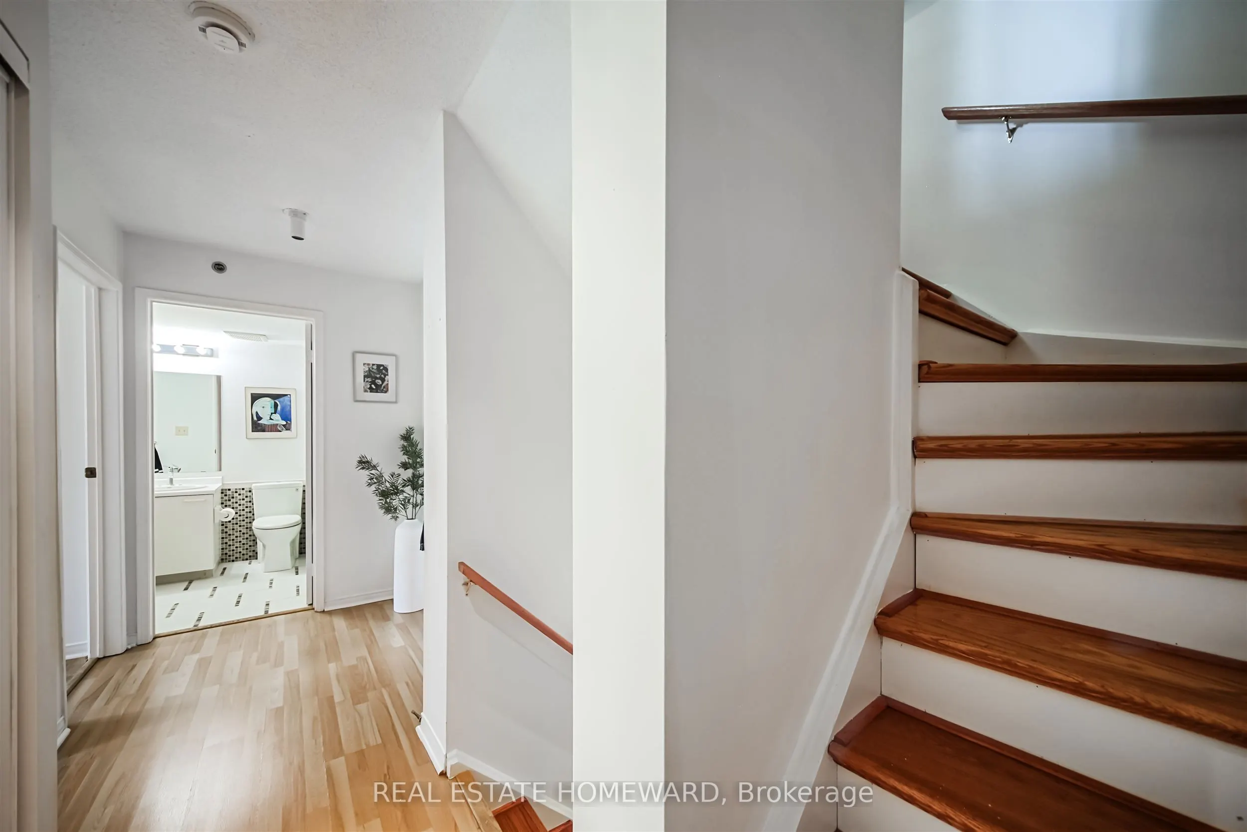75 Weldrick Road E, #815