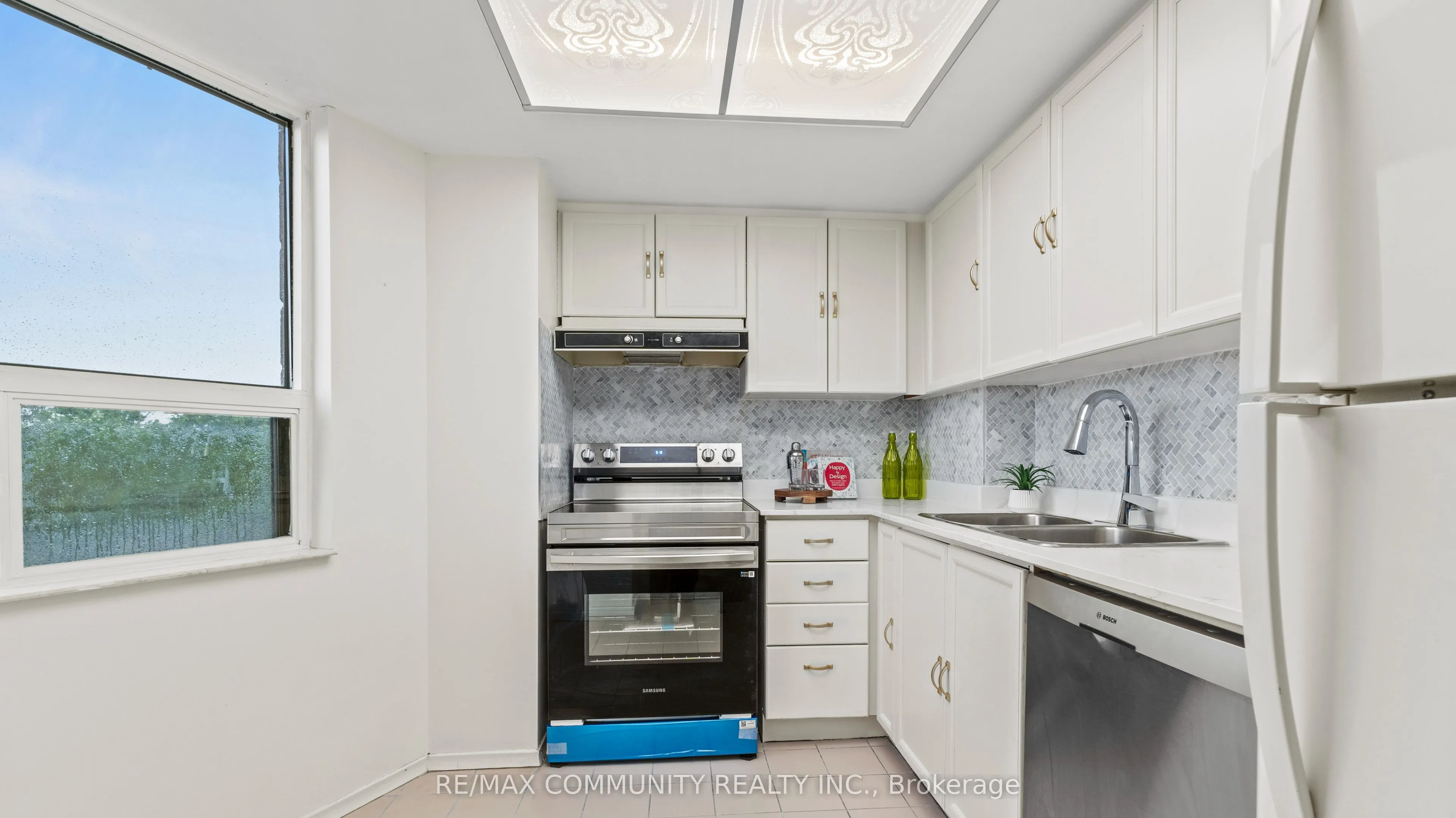 2 Raymerville Drive, #705