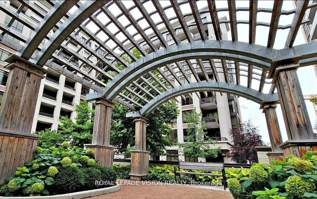 38 Cedarland Drive, #111