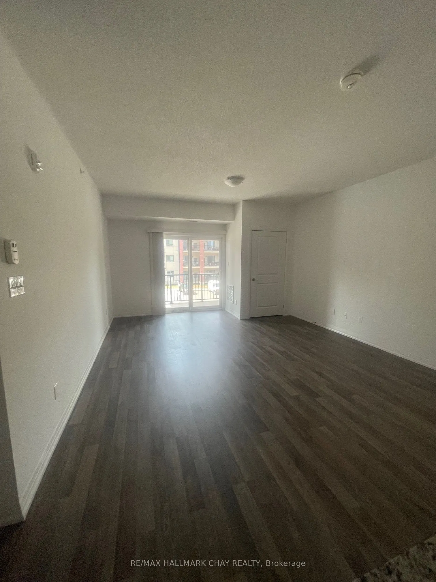 161 Wellington Street E, #205