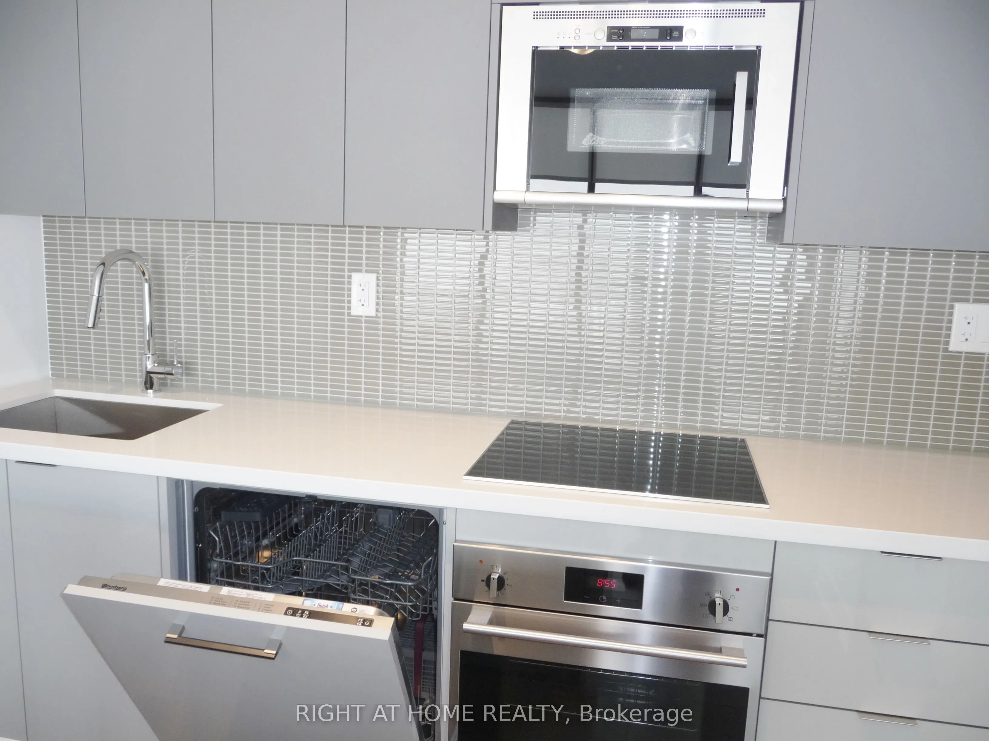 2908 Highway 7 Road, #2307