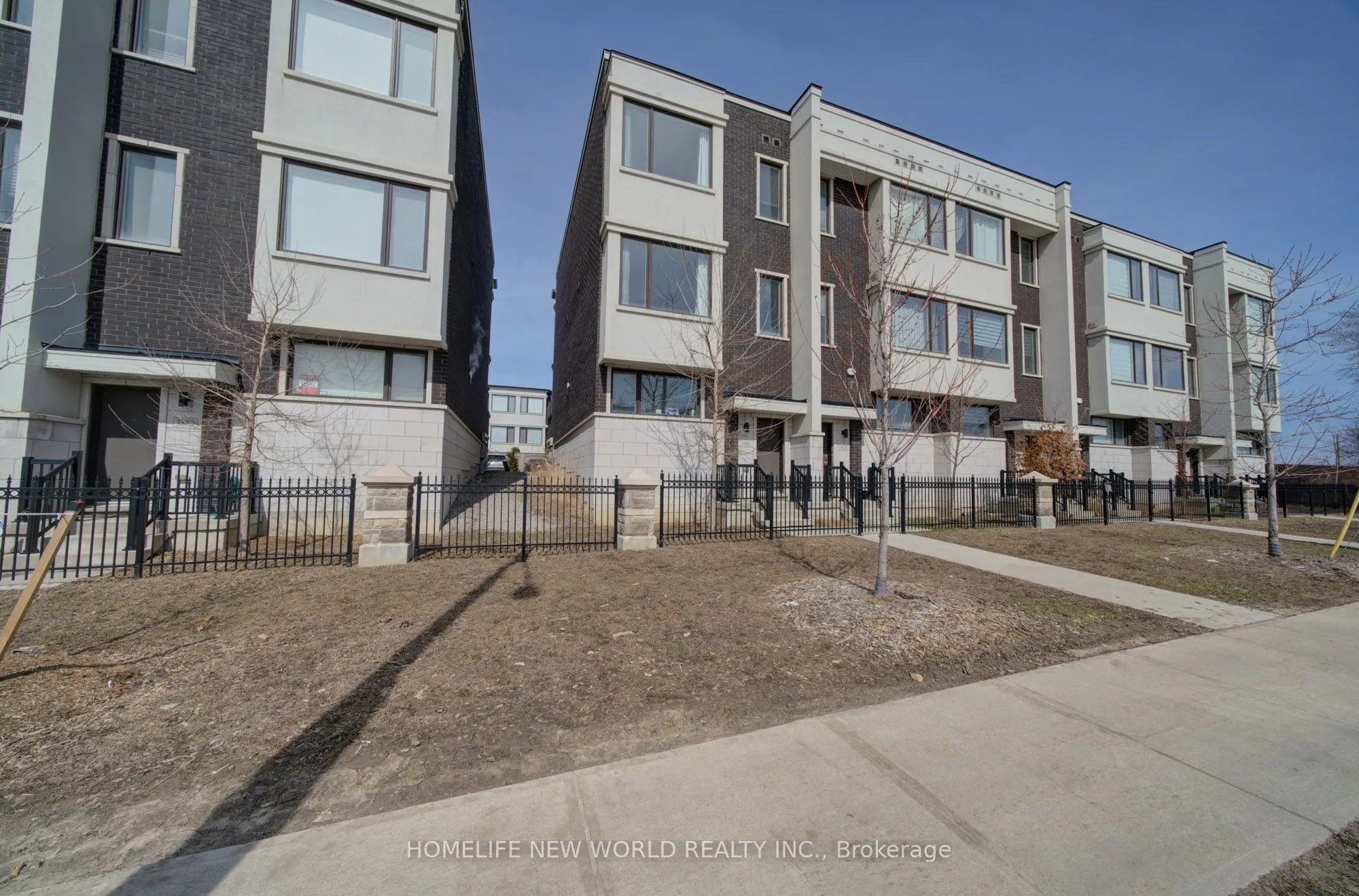 3880 Major Mackenzie Drive