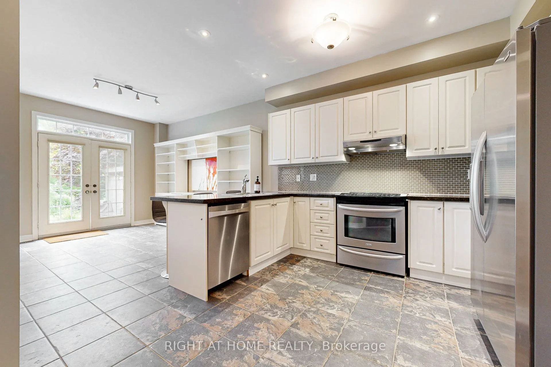 280 Paradelle Drive, #41