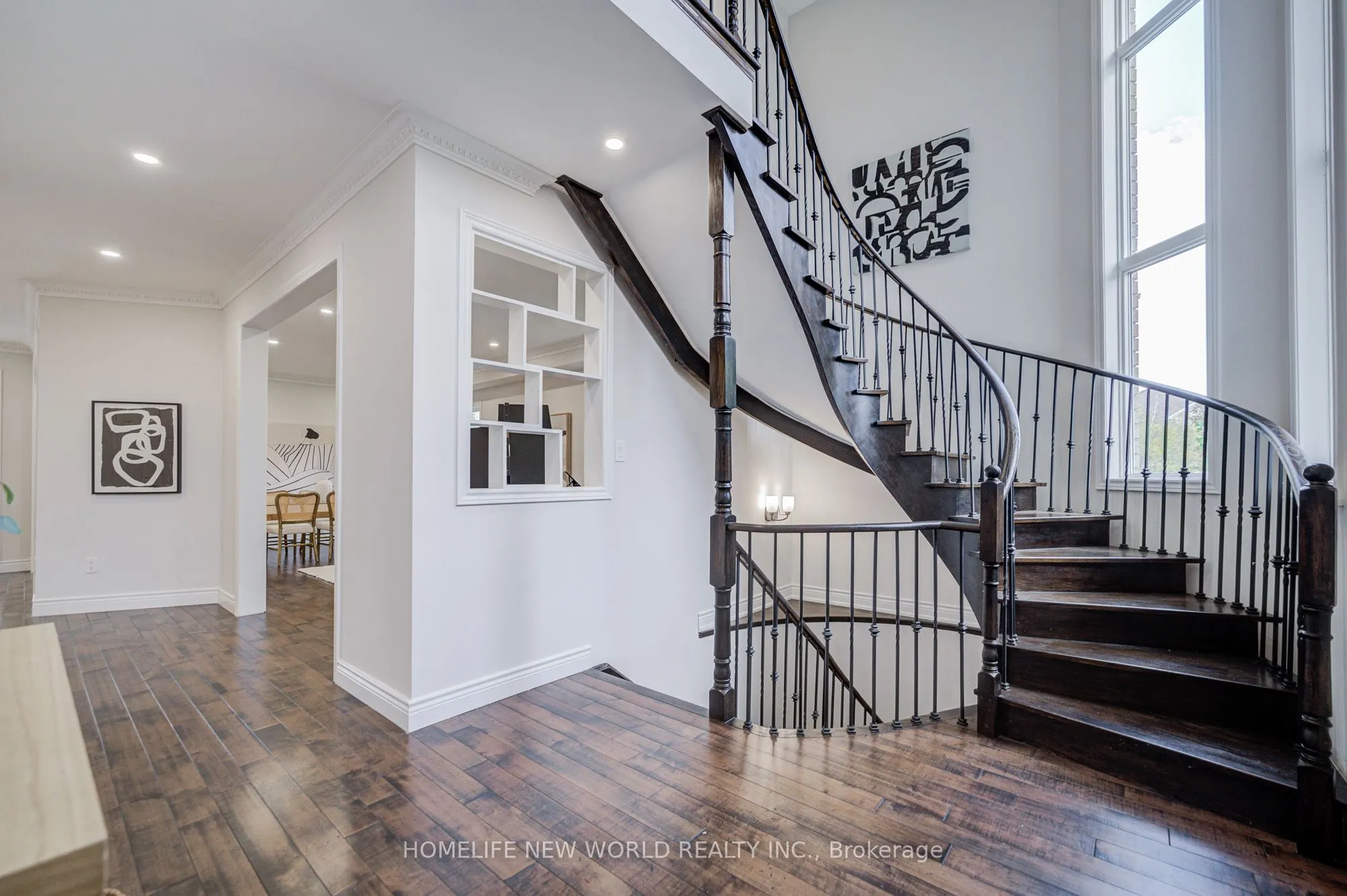 178 Alpine Crescent