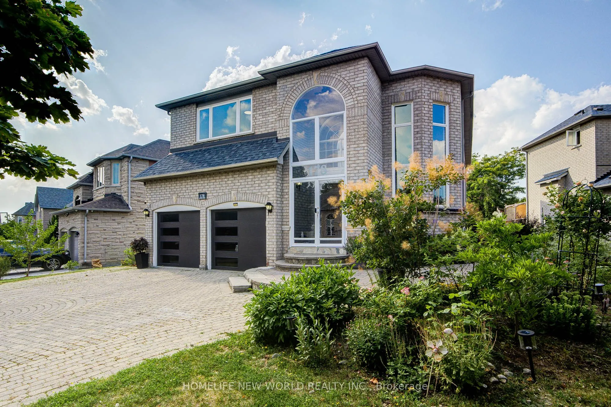 178 Alpine Crescent