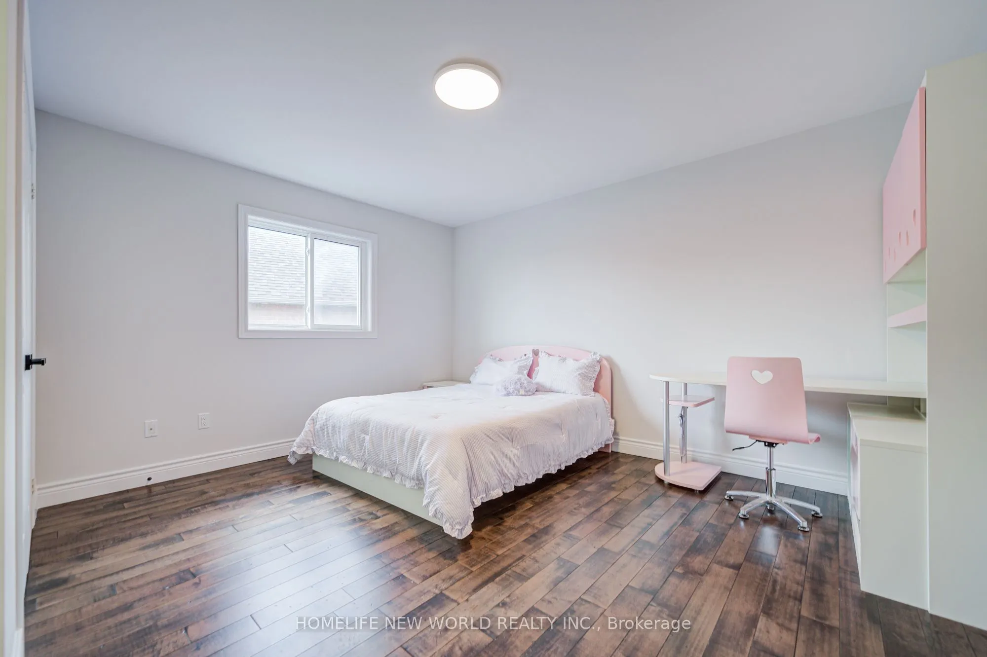 178 Alpine Crescent
