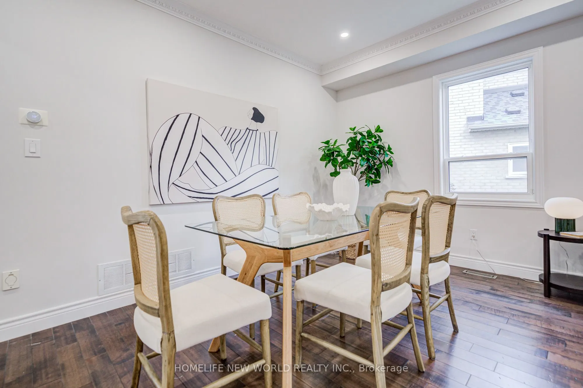178 Alpine Crescent