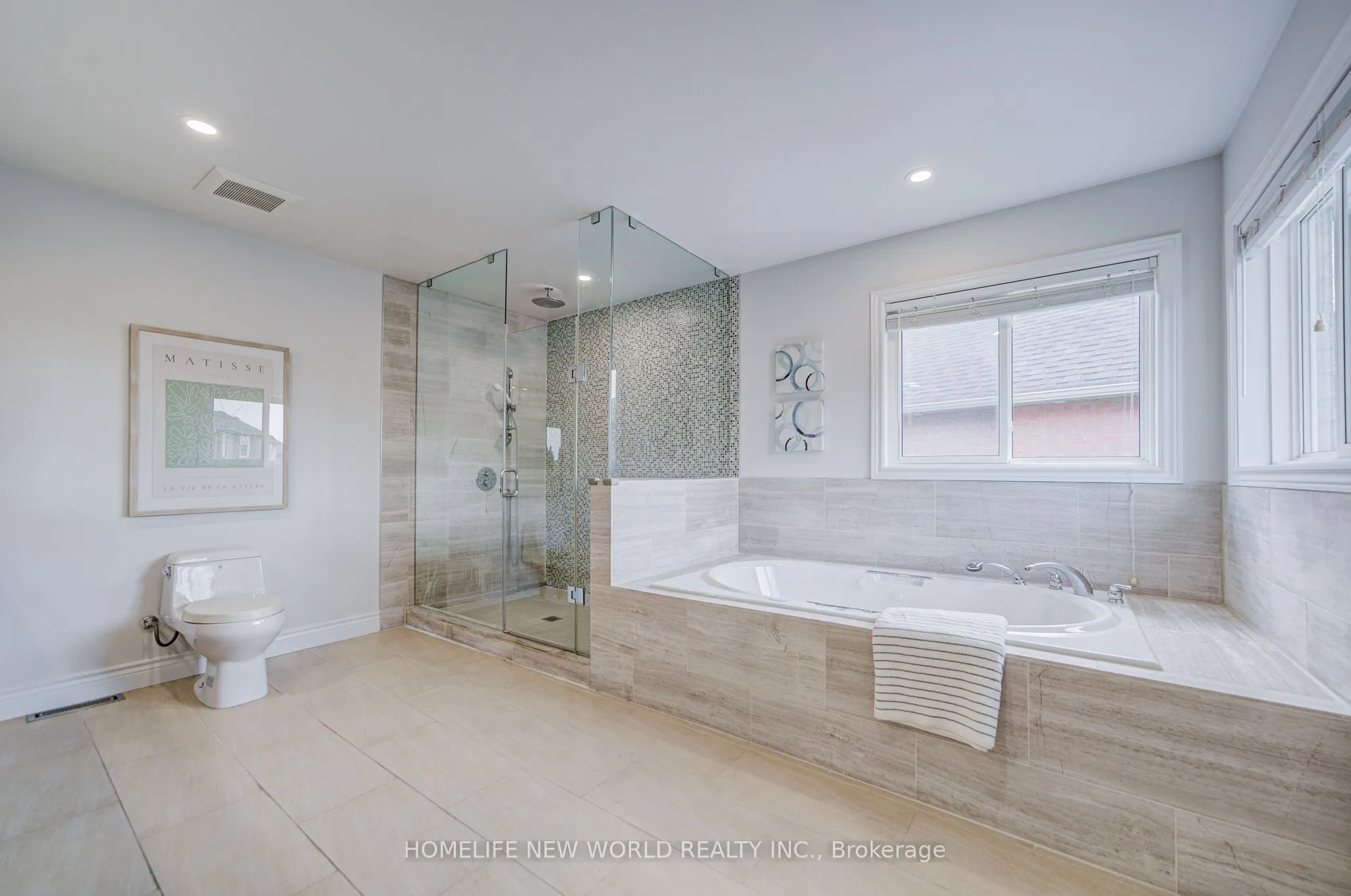 178 Alpine Crescent