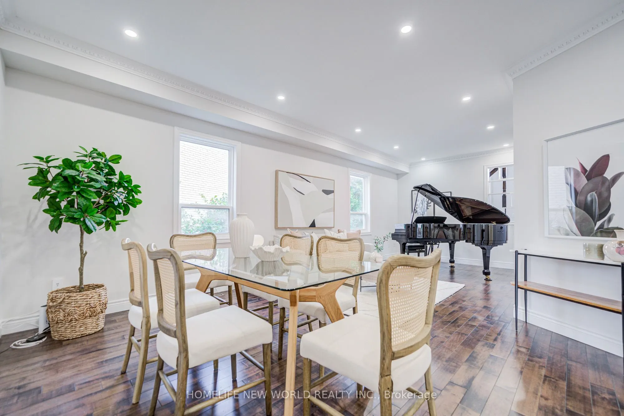 178 Alpine Crescent