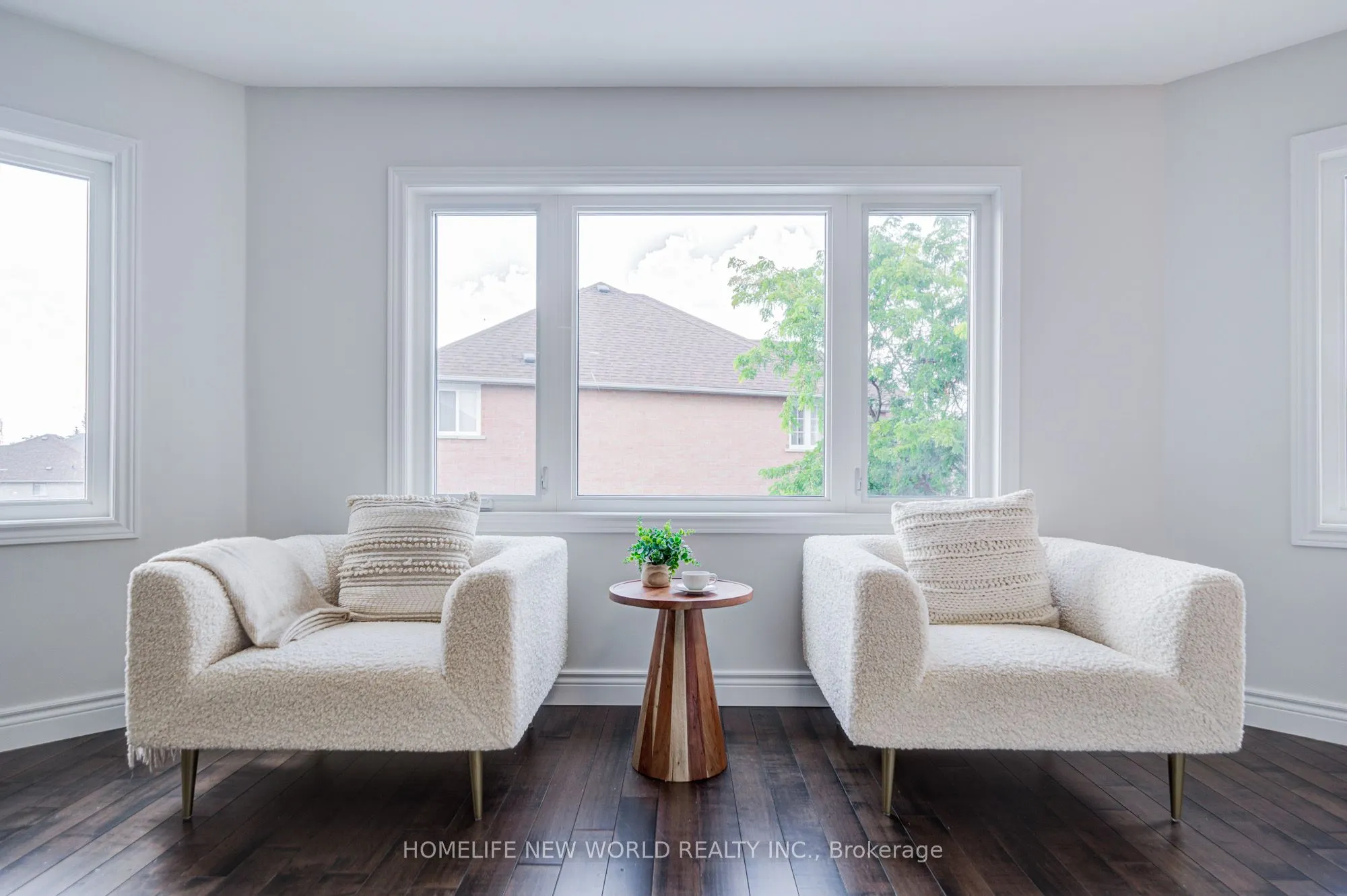 178 Alpine Crescent