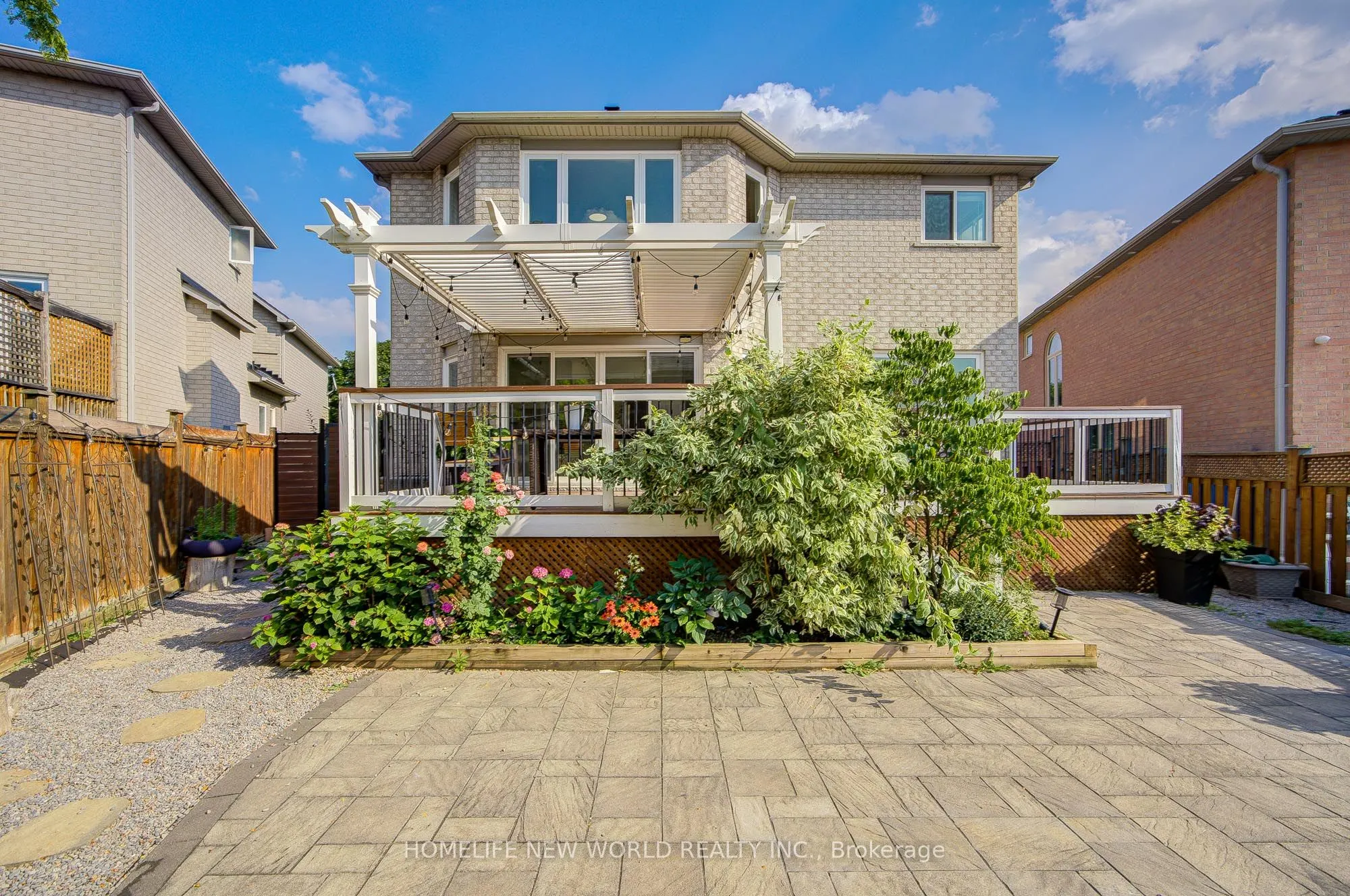 178 Alpine Crescent