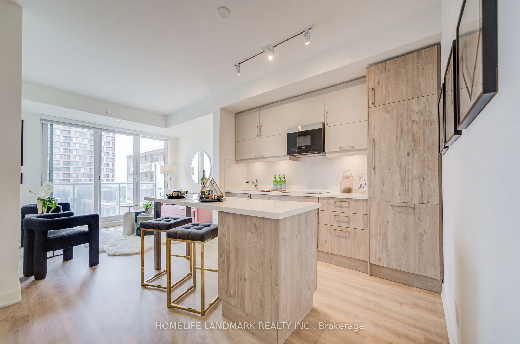 8119 Birchmount Road, #1302