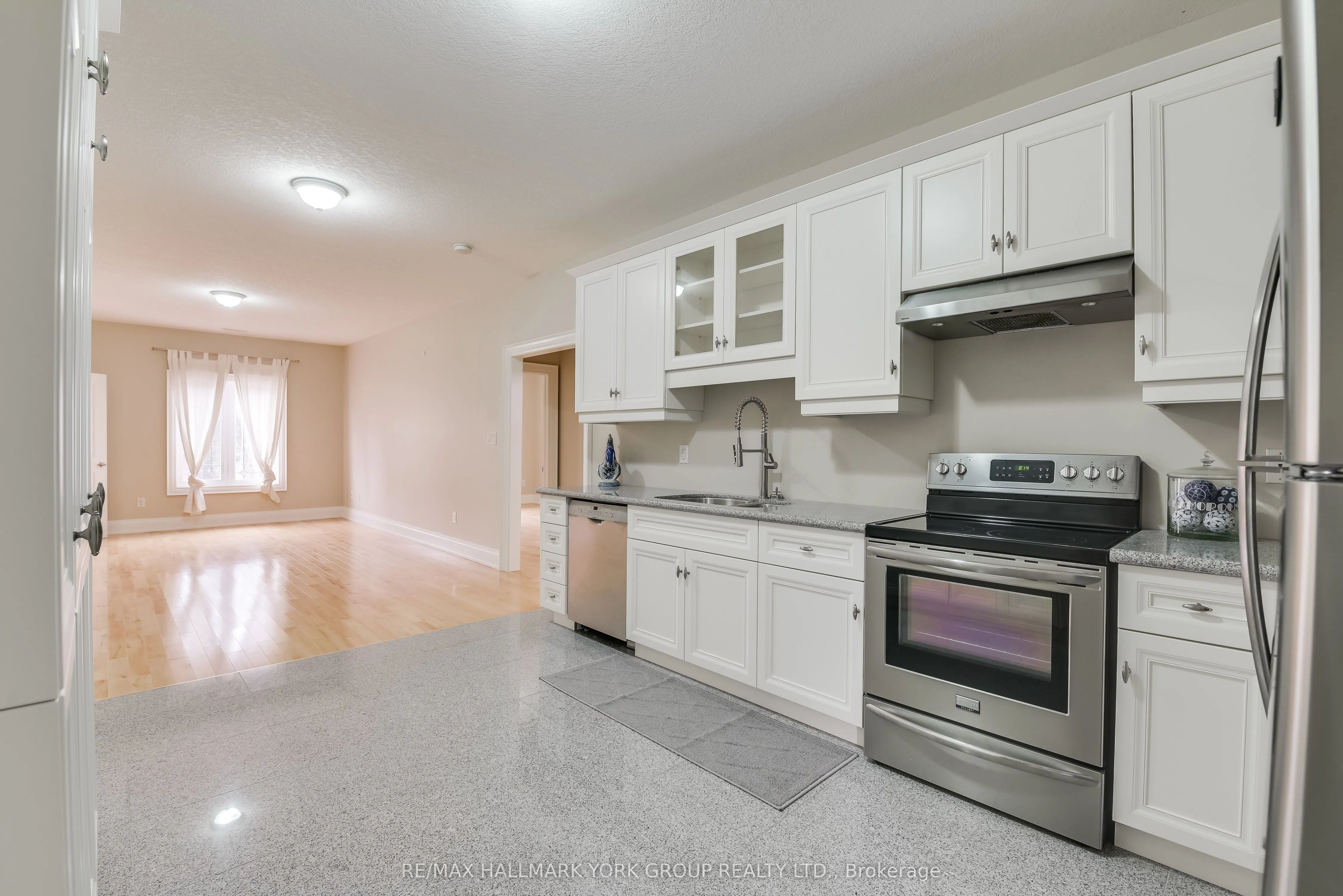 13086 Keele Street, #A