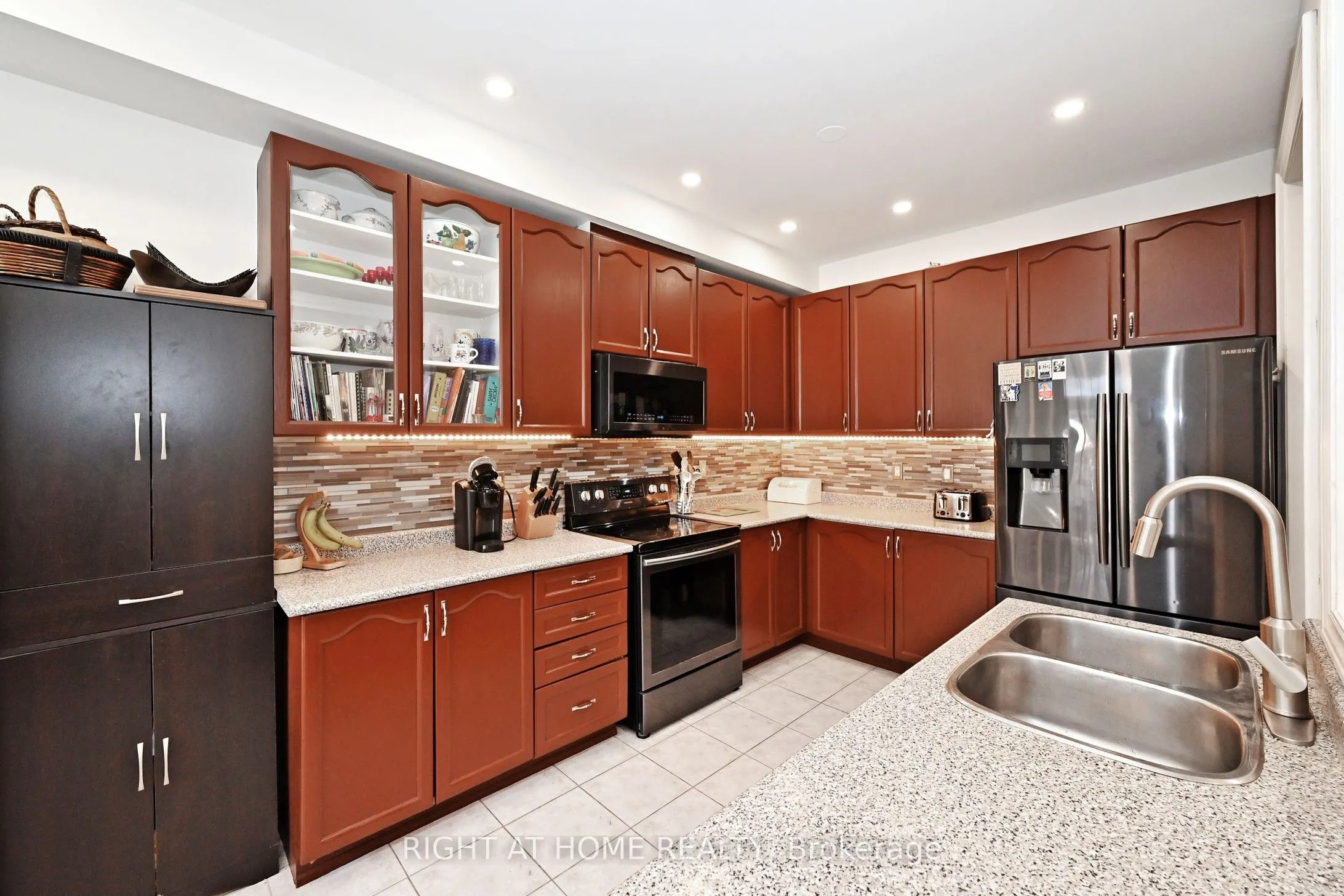 72 Wildberry Crescent