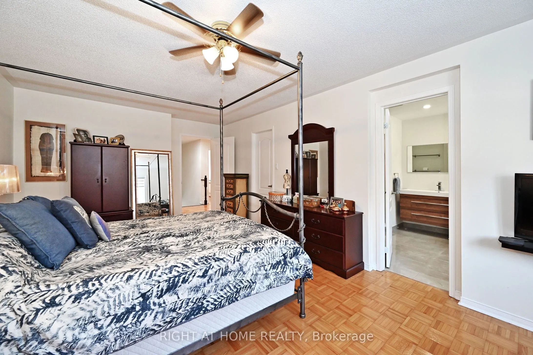 72 Wildberry Crescent