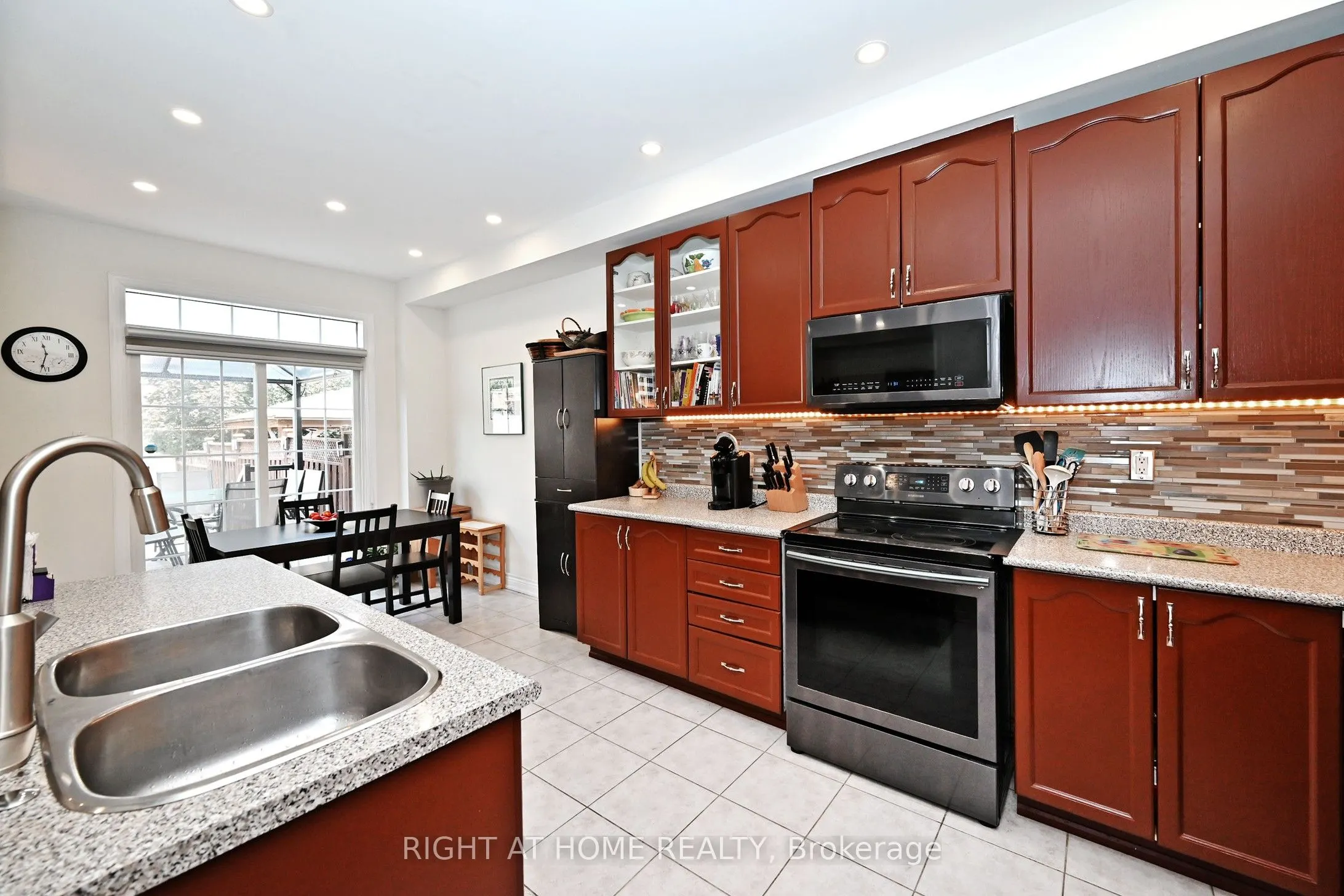 72 Wildberry Crescent